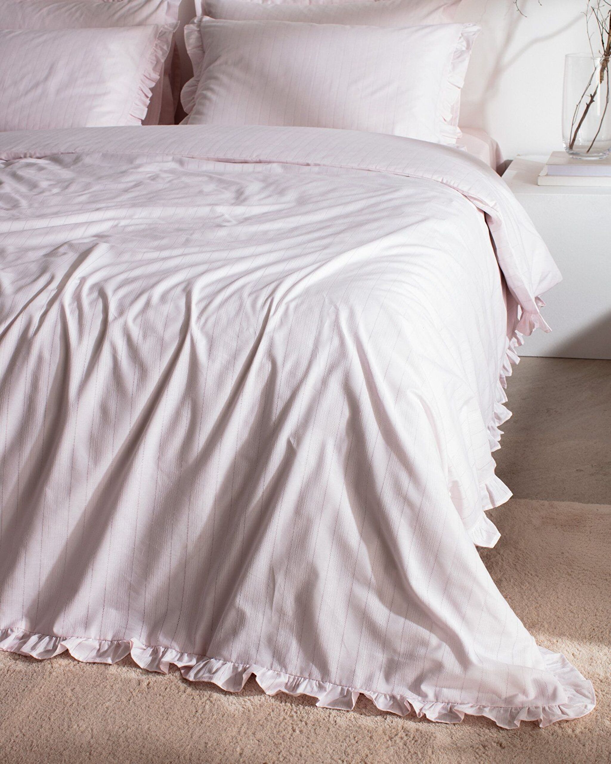 Julien King Size Duvet Cover Set - 1