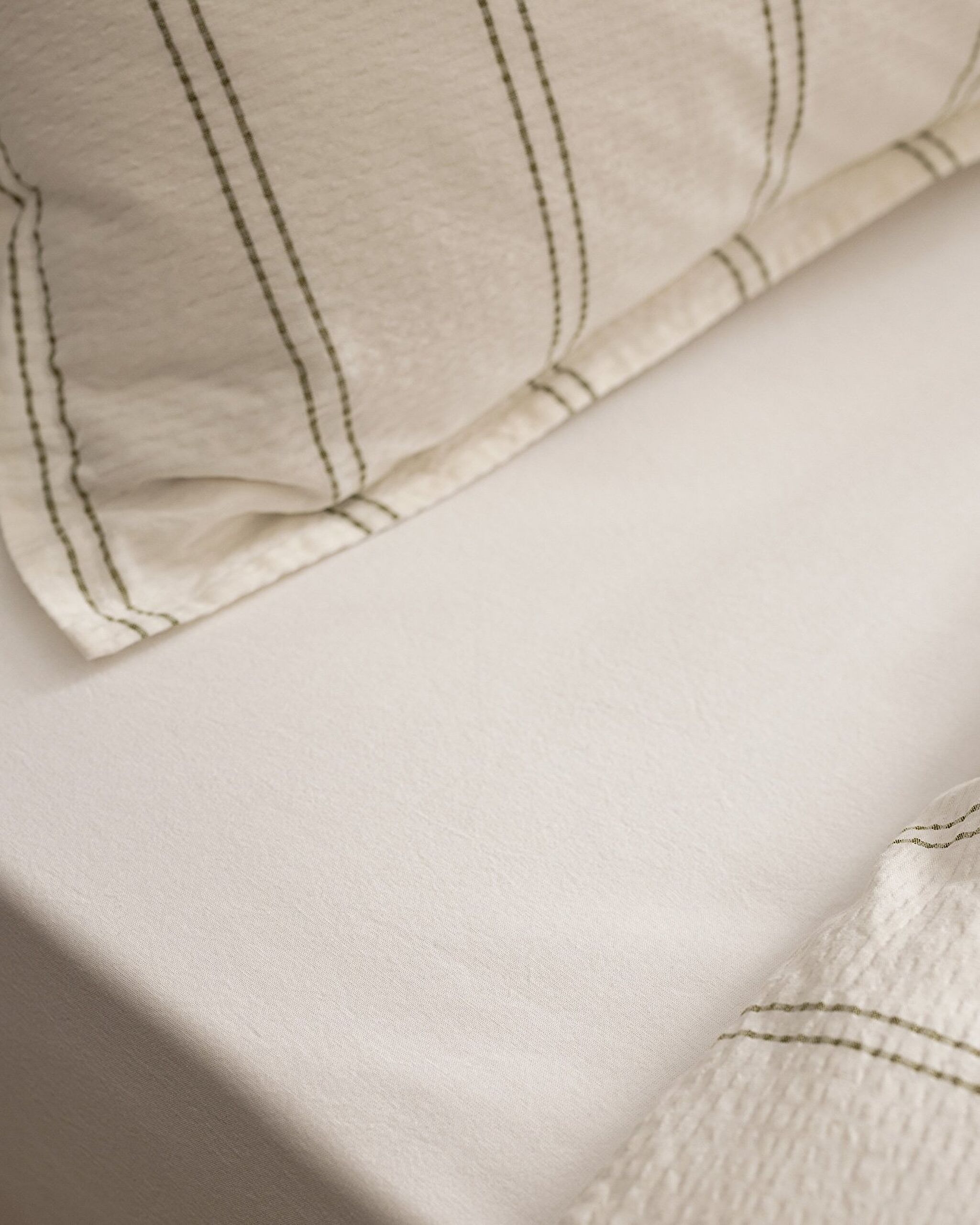 Ensemble de housse de couette en seersucker lavé 100 % coton à rayures Linda pour très grand lit - B - 6