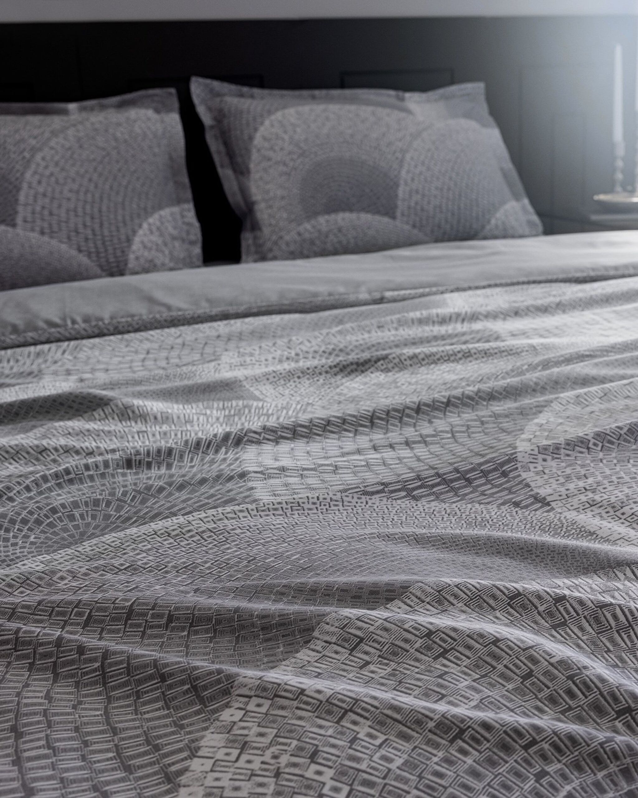 Parure de lit Rochelle King Size 100 % satin de coton imprimé - Gris - 2