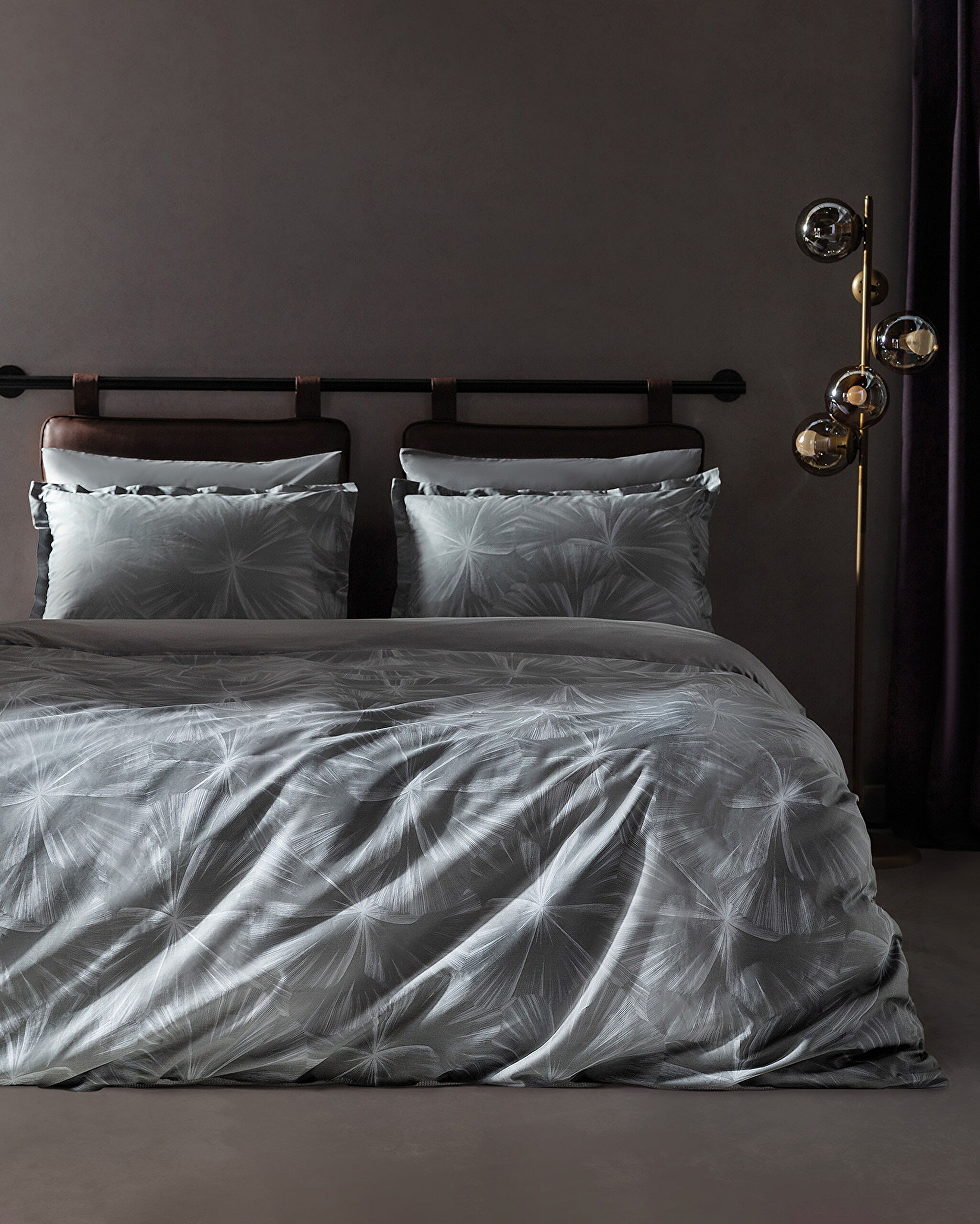 ⁠ Padget King Size Luxury Satin Duvet Cover Set_0}