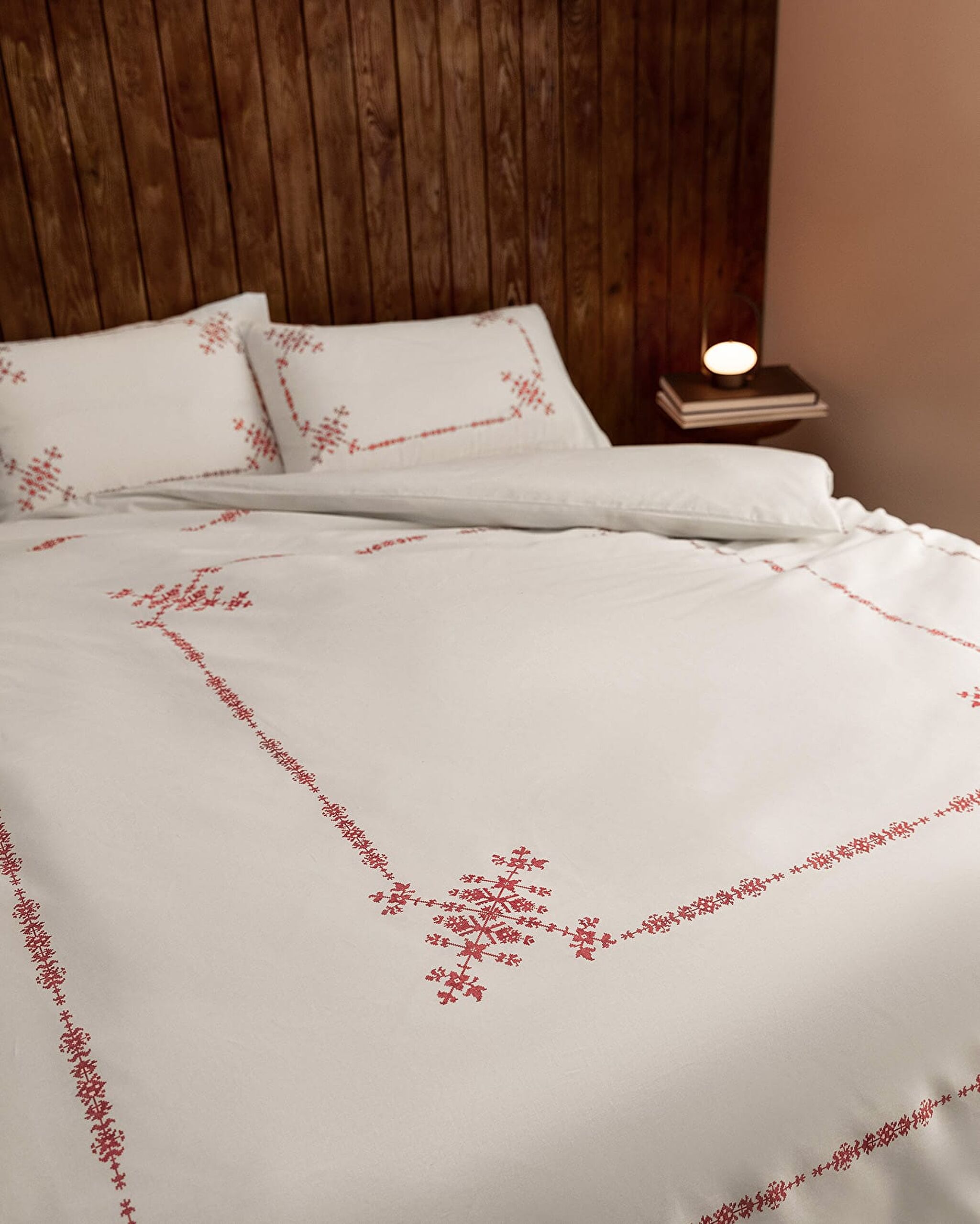 Ruse King Size 100% Cotton Duvet Cover Set - Red - 1