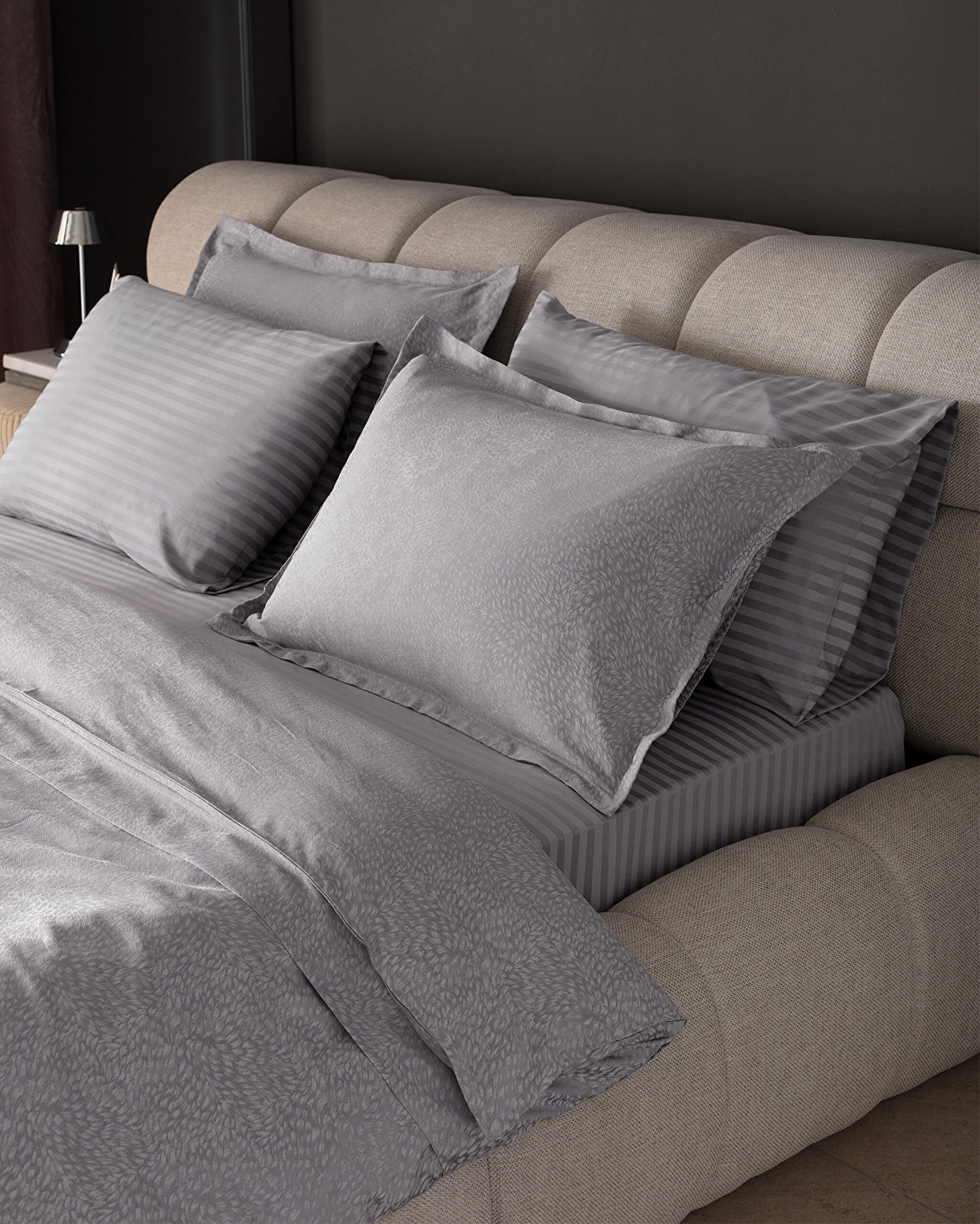 Ensemble de housse de couette en satin de coton jacquard Andre King Size - Gris clair - 2