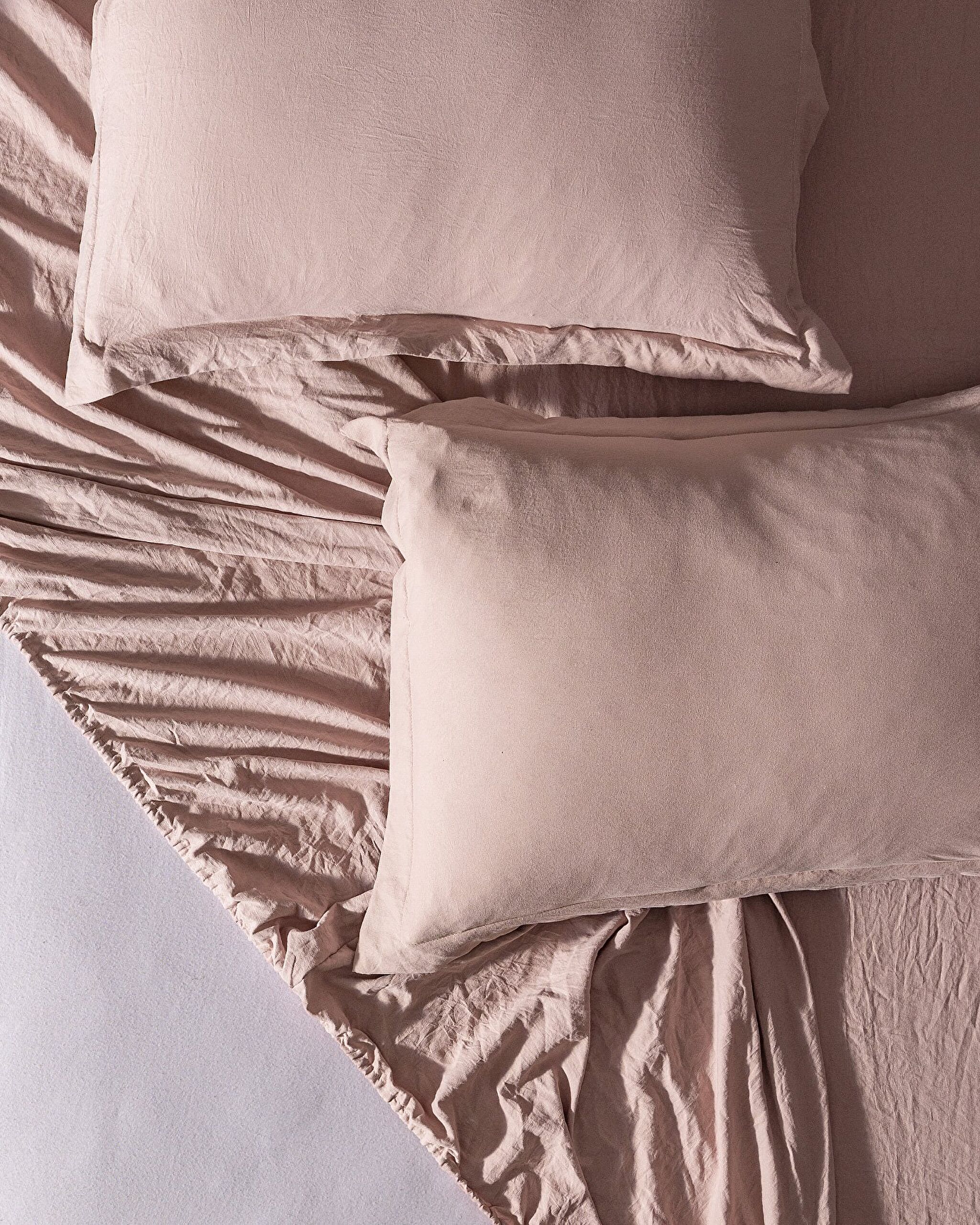 Ensemble de housse de couette élastique en microfibre pour lit king size Mona - Poudre - 6