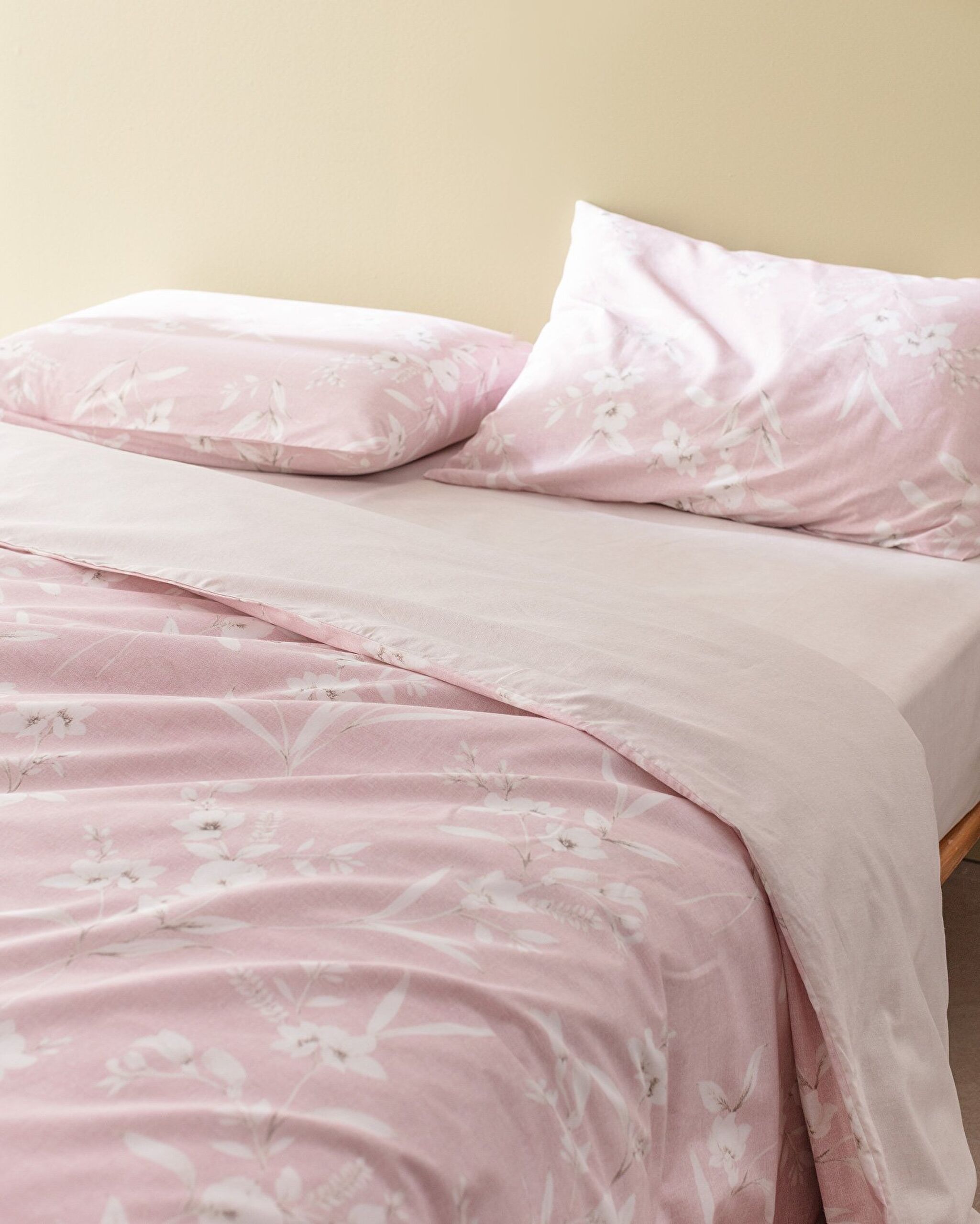 ⁠ Nayomi  King Size Duvet Cover Set_1}