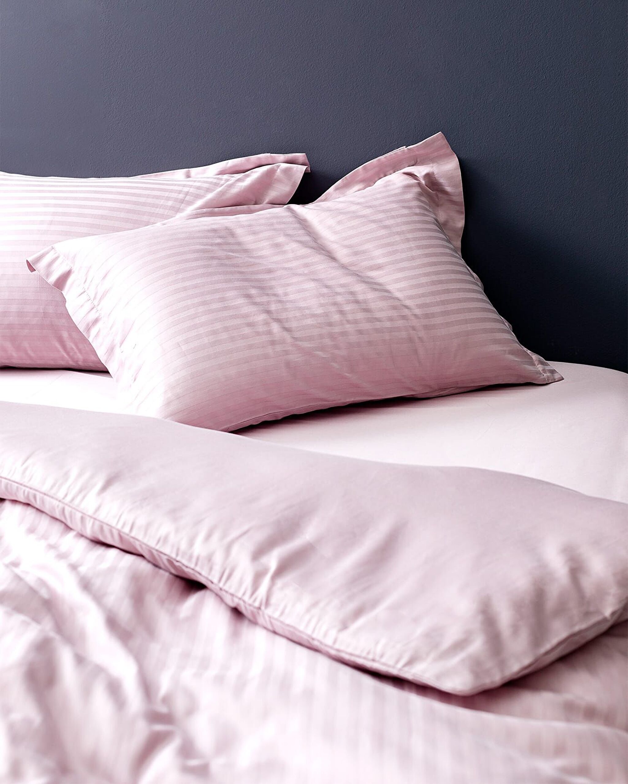 مجموعة بياضات سرير مخطط ايليسيا كينج - 2