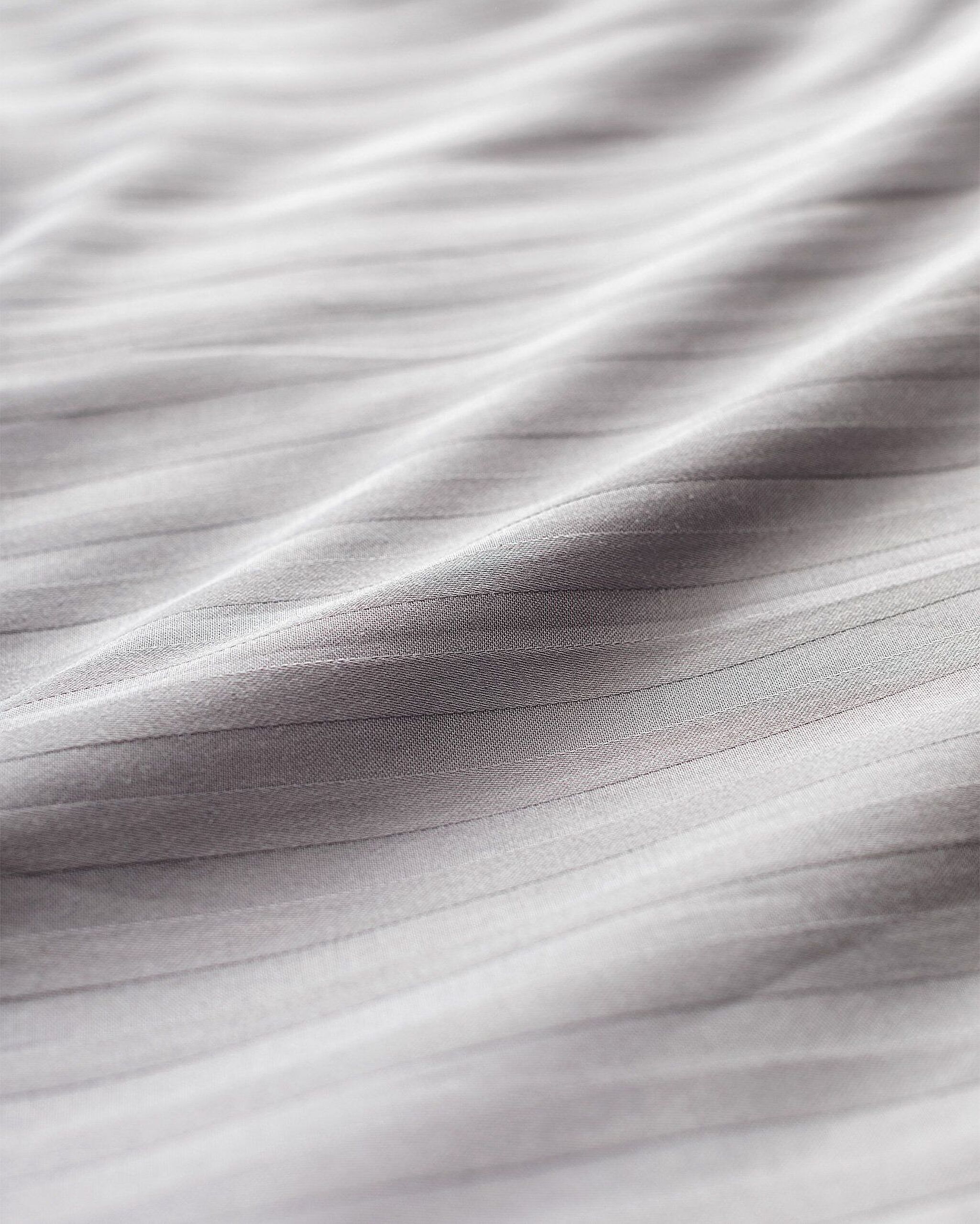 Elicia King Size Striped Satin Duvet Cover Set - 4