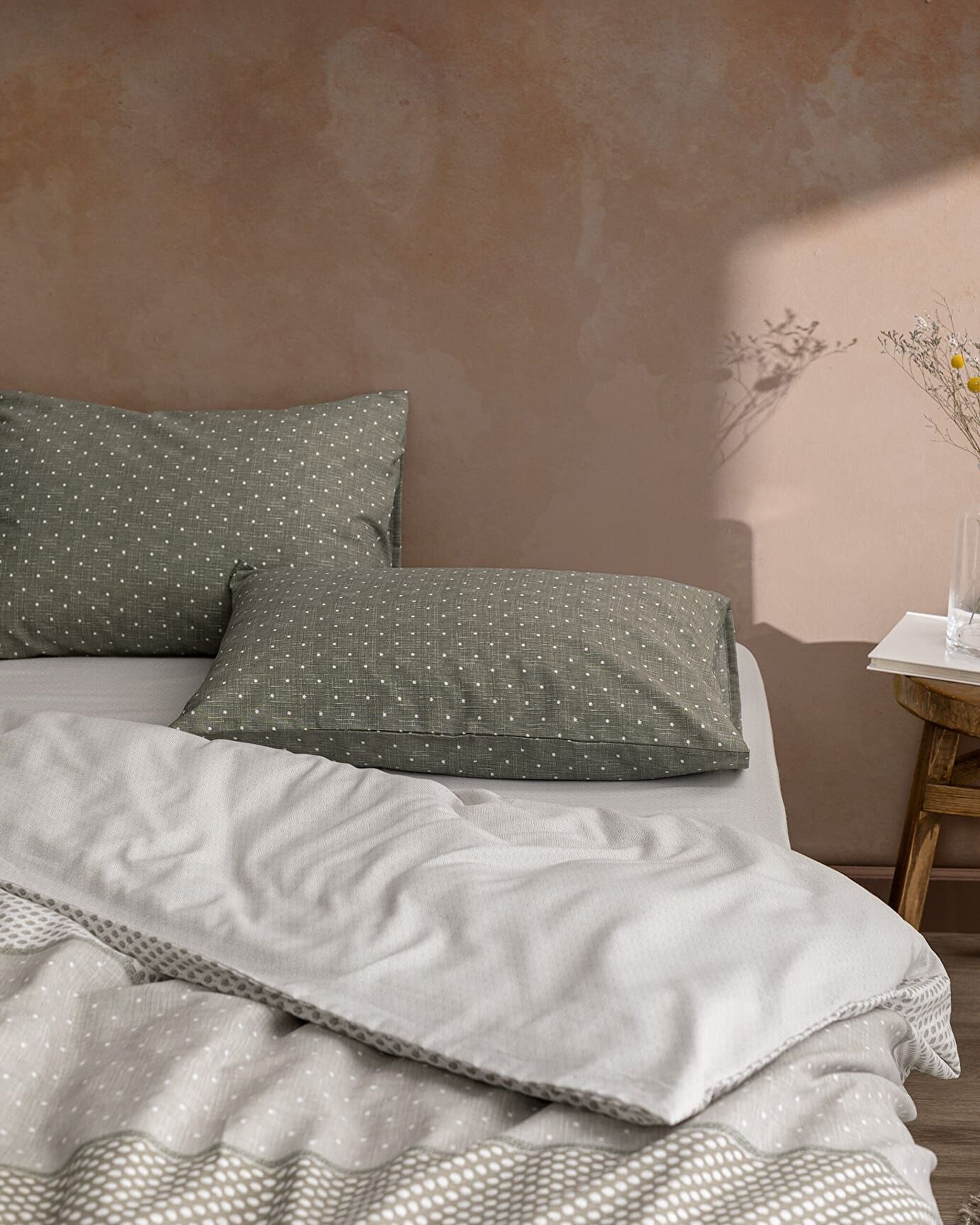 مجموعة غلاف حاف الحجم أحادي الحجم هوغو - 2