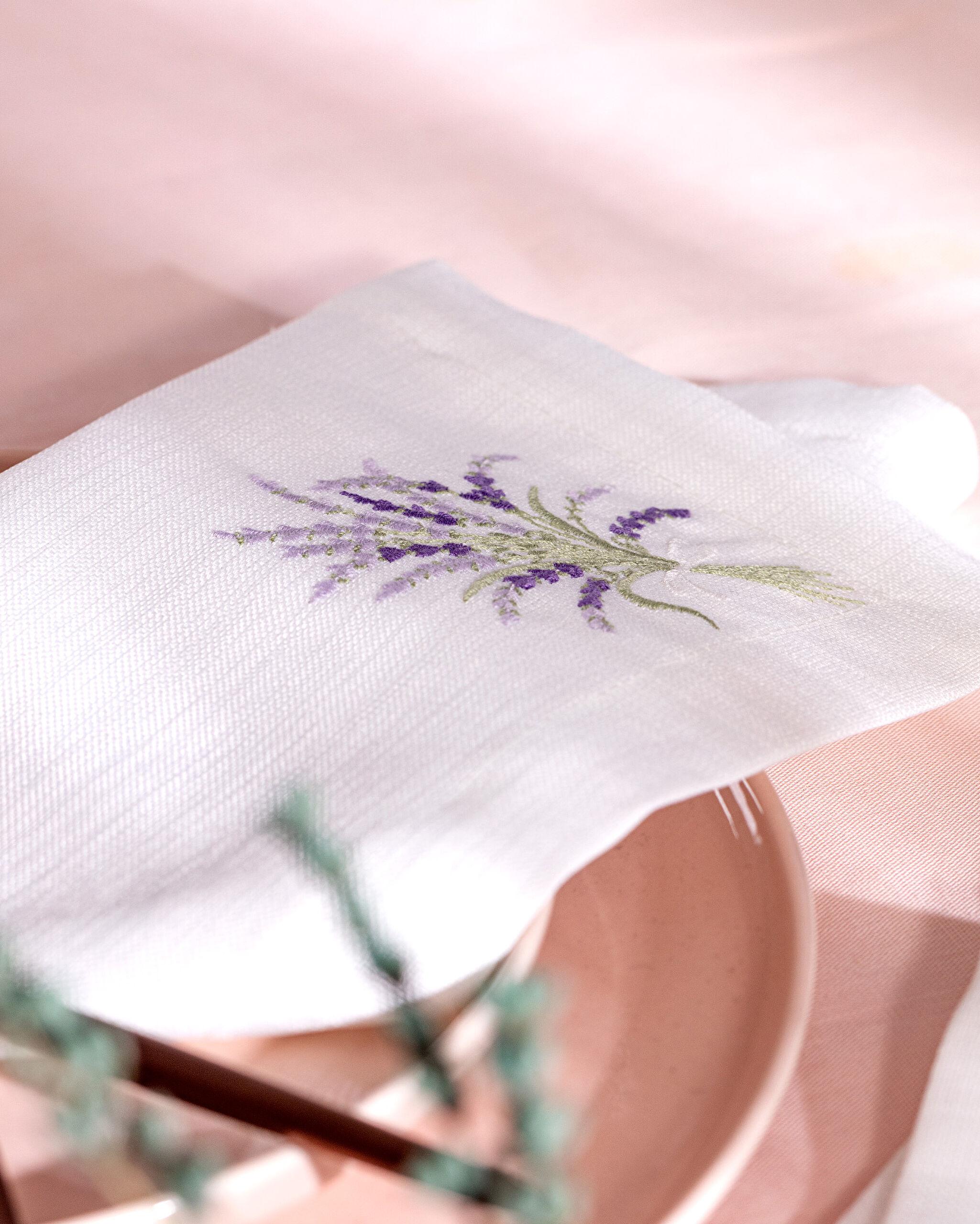 La Lavande 2-Piece Napkin - White/Lilac - 4