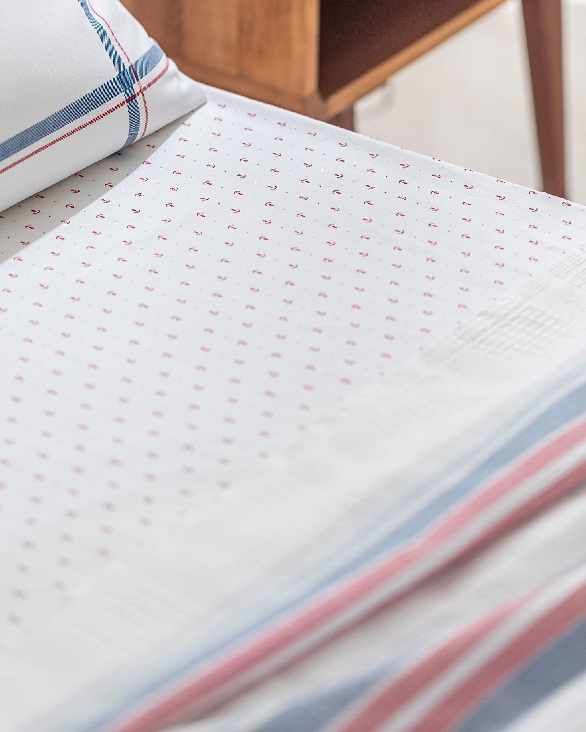 طقم بيكيه مطبوع من باتريس كينج إيكوسيل - 3