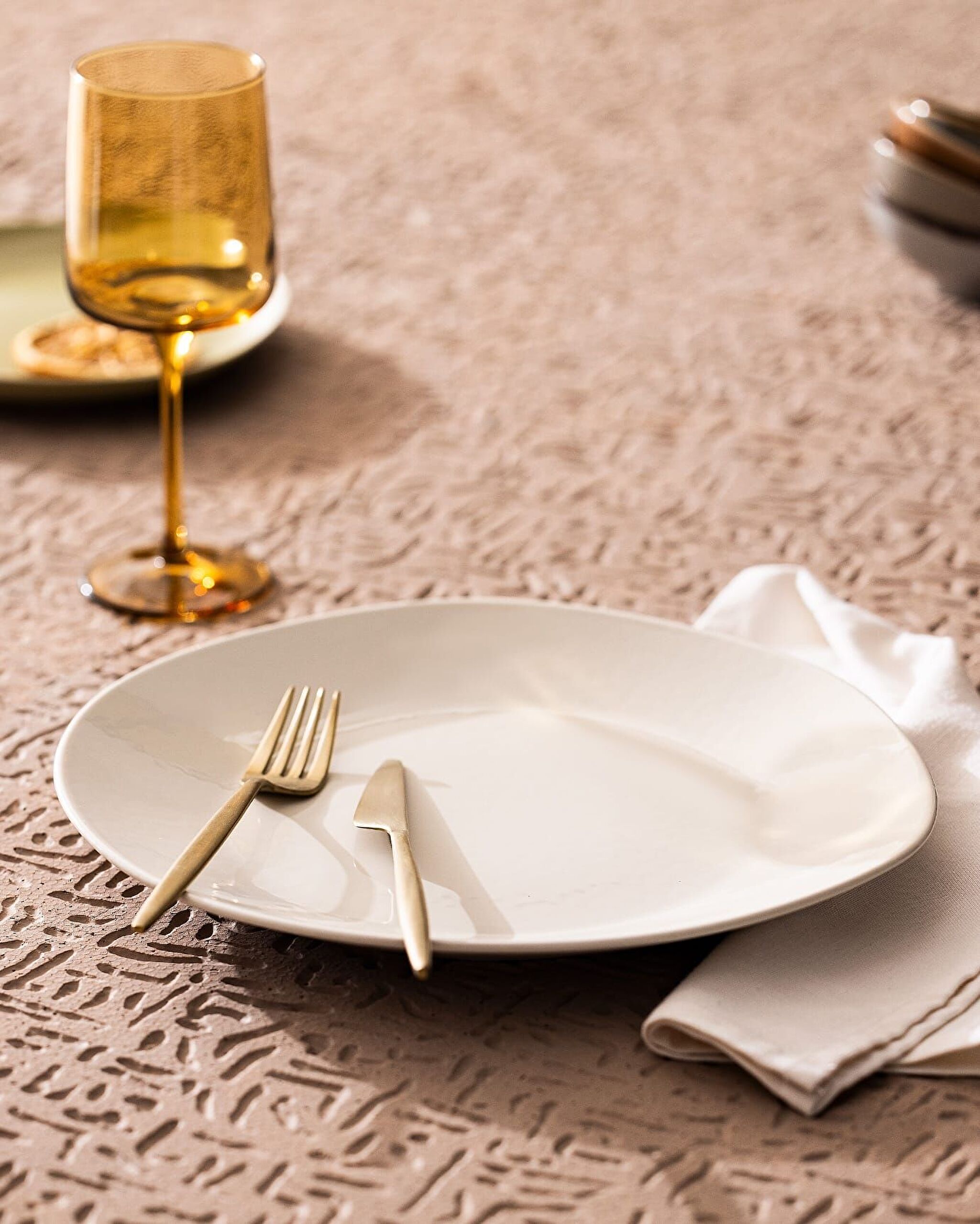 Souci Serving Plate - 0