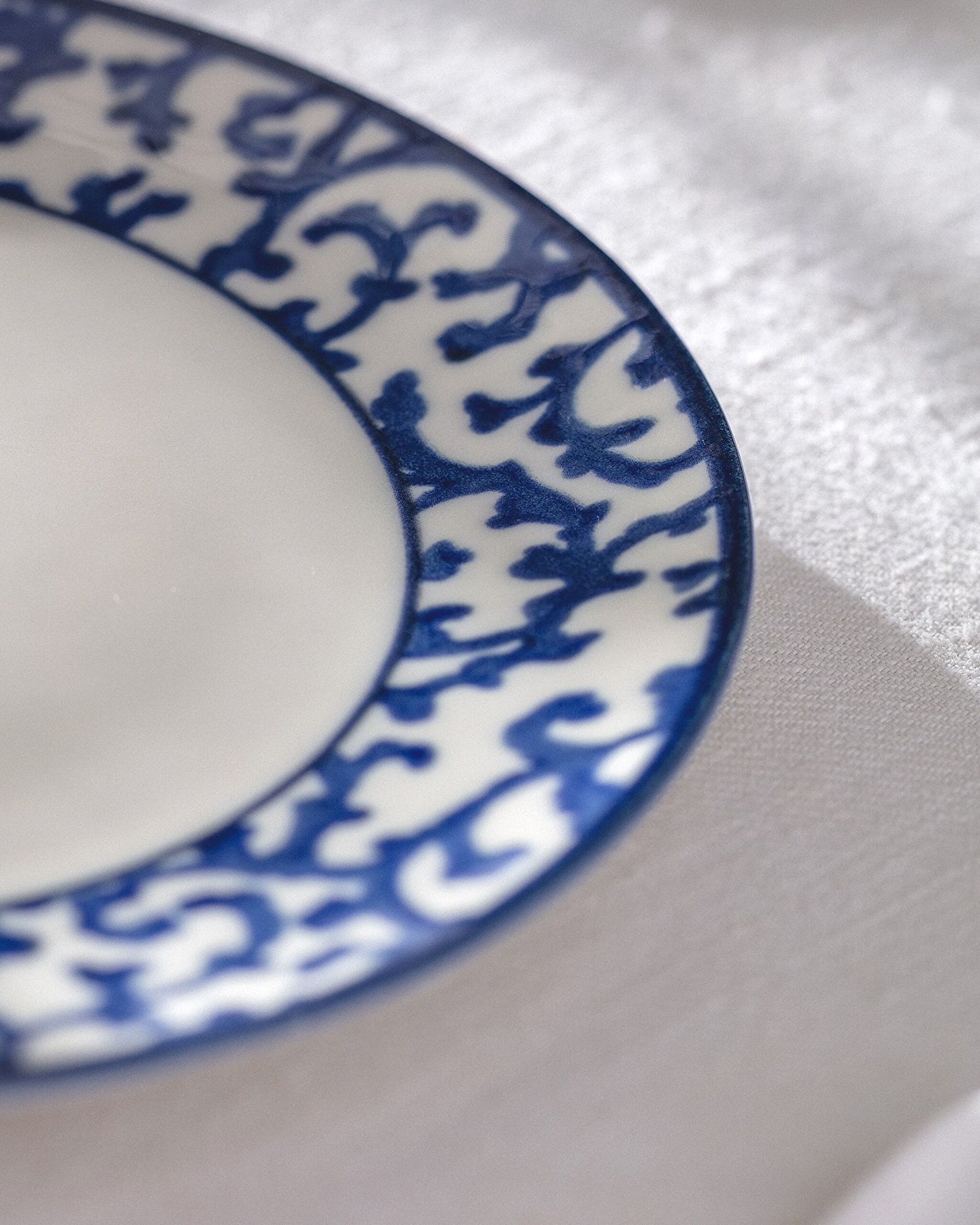 Reve Bleu Bliss Cake Plate - 4