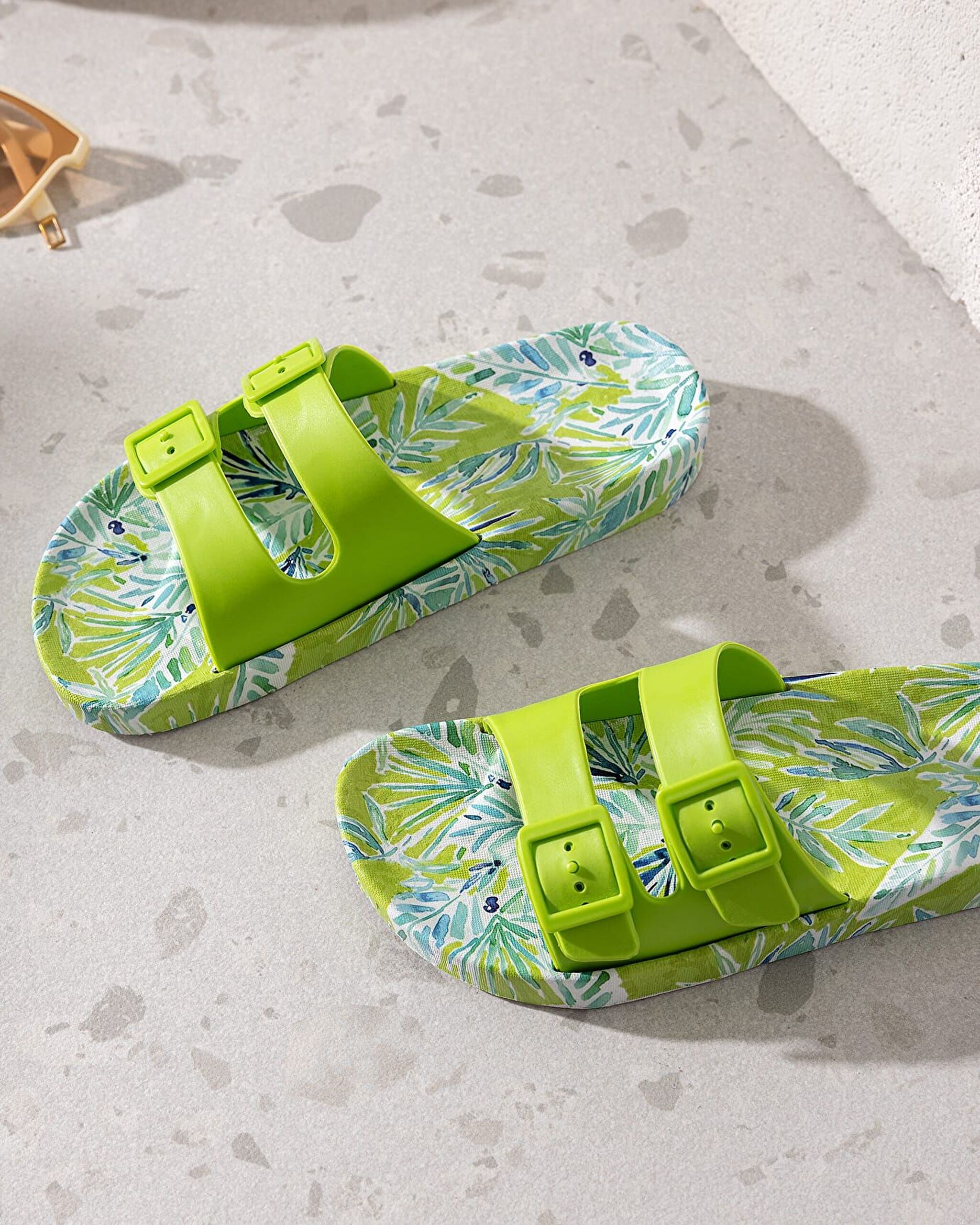 شباشب Forêt النسائية - 1