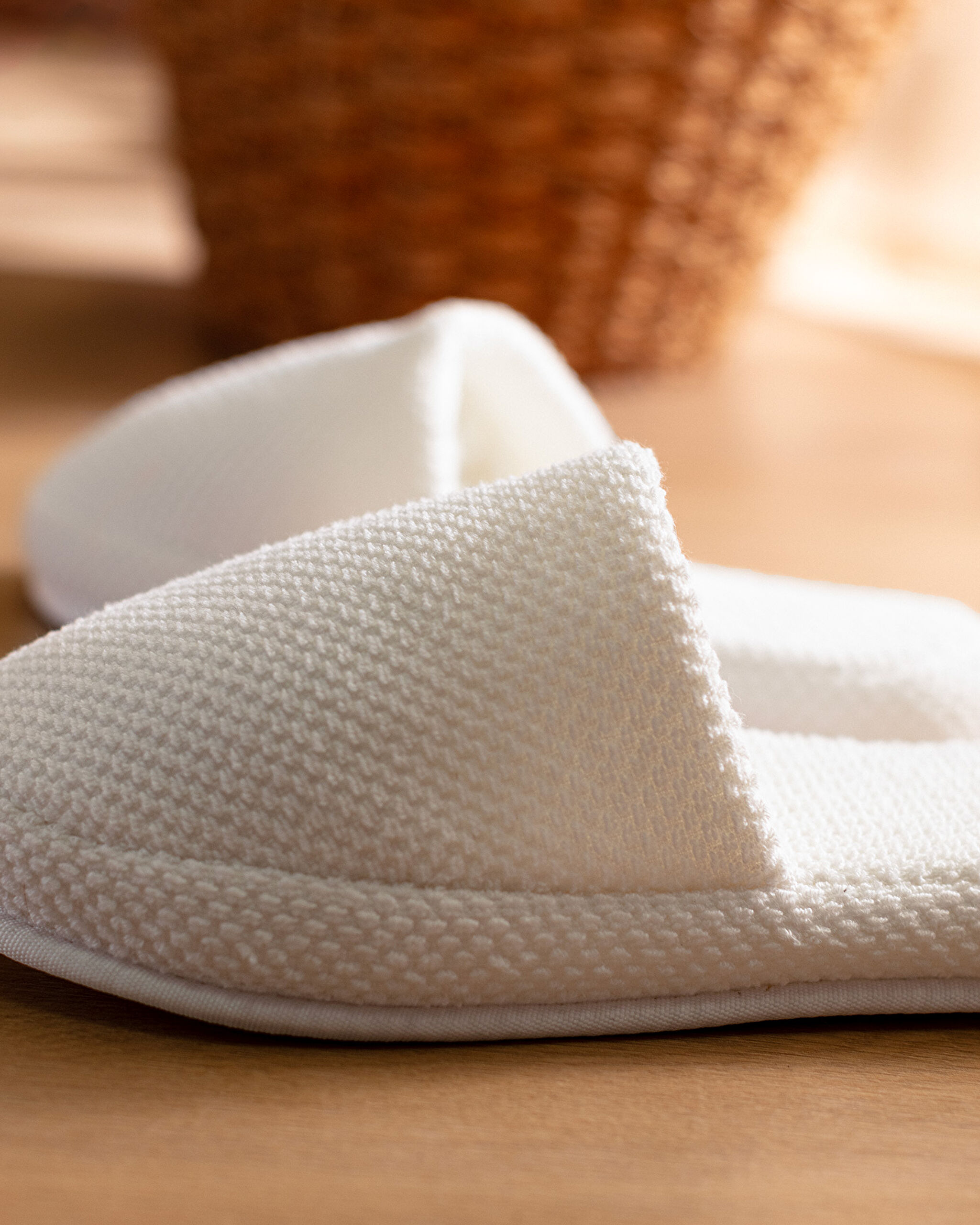 نعال منشفة أبريال - 2