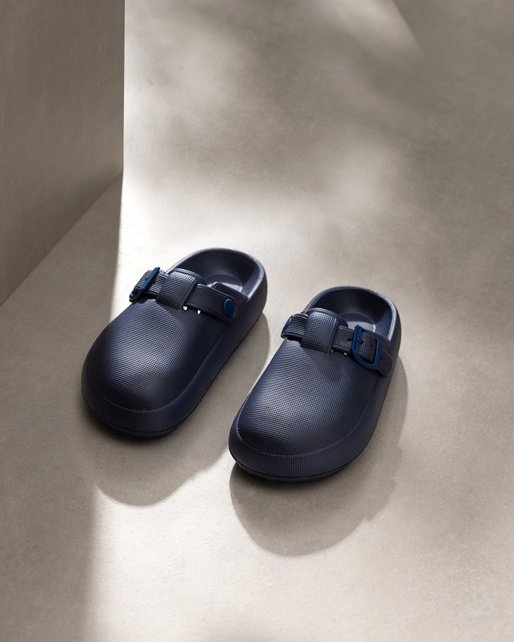 Axel Women-s Slippers - 0