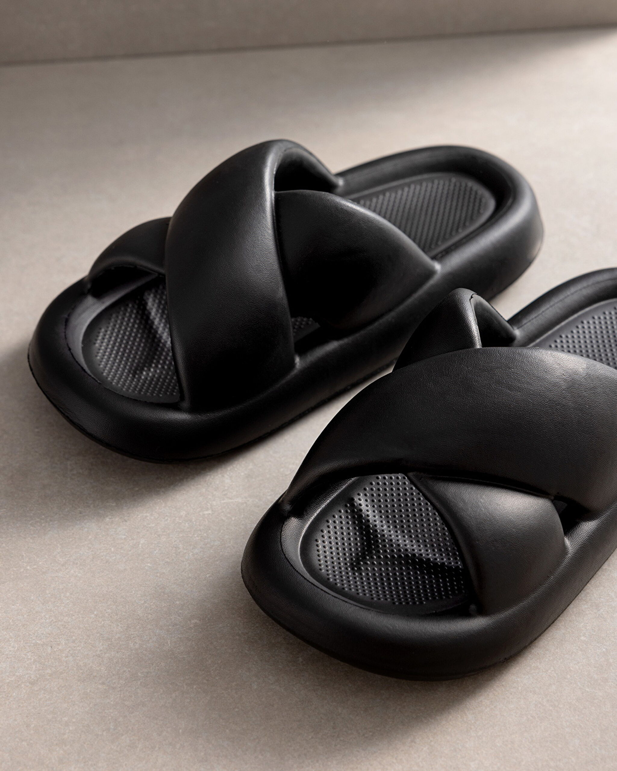 Faustin Women-s Slippers - 6