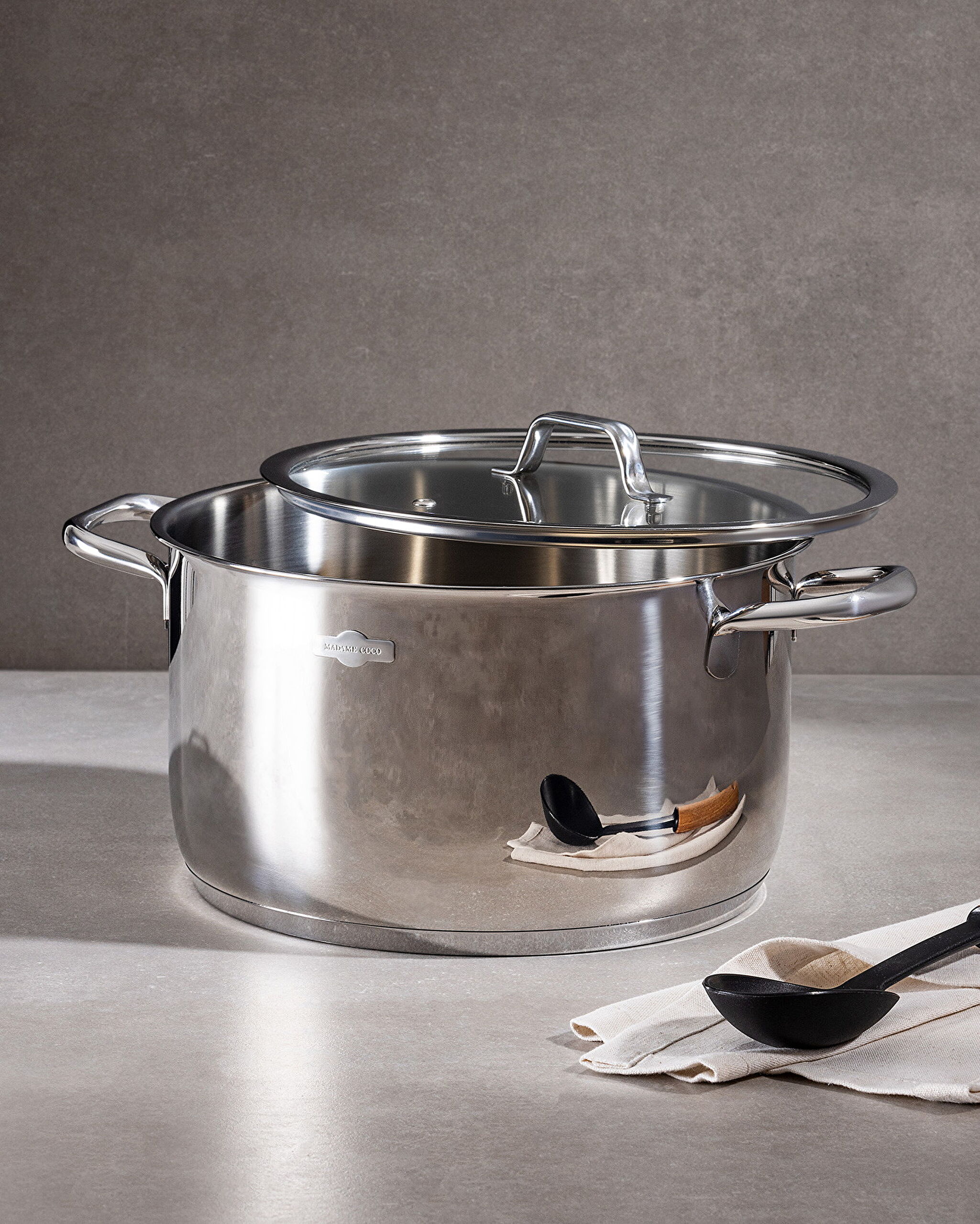 ⁠ Nova Deep Pot 26cm_1}