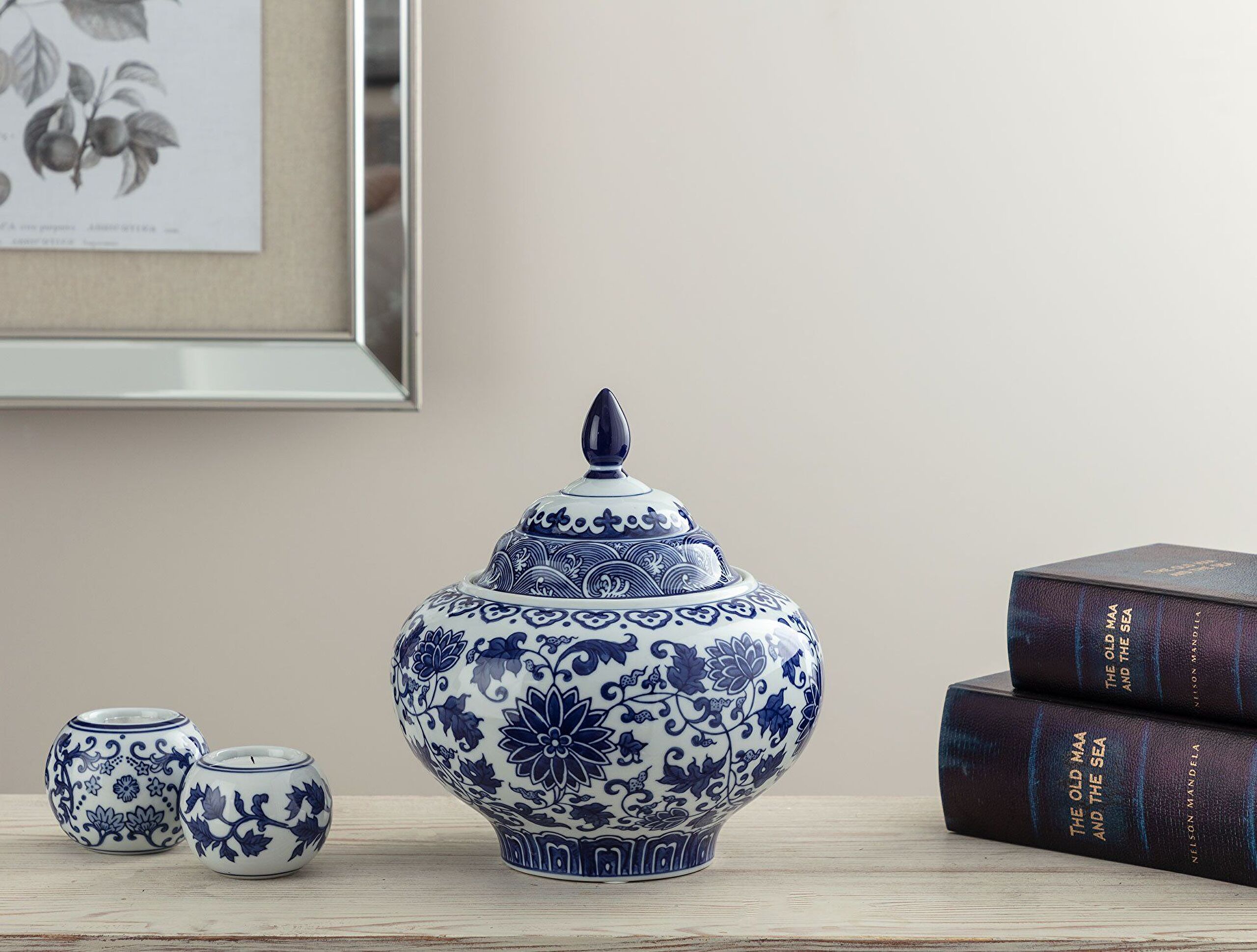 كائن دينيون الزخرفي - 0