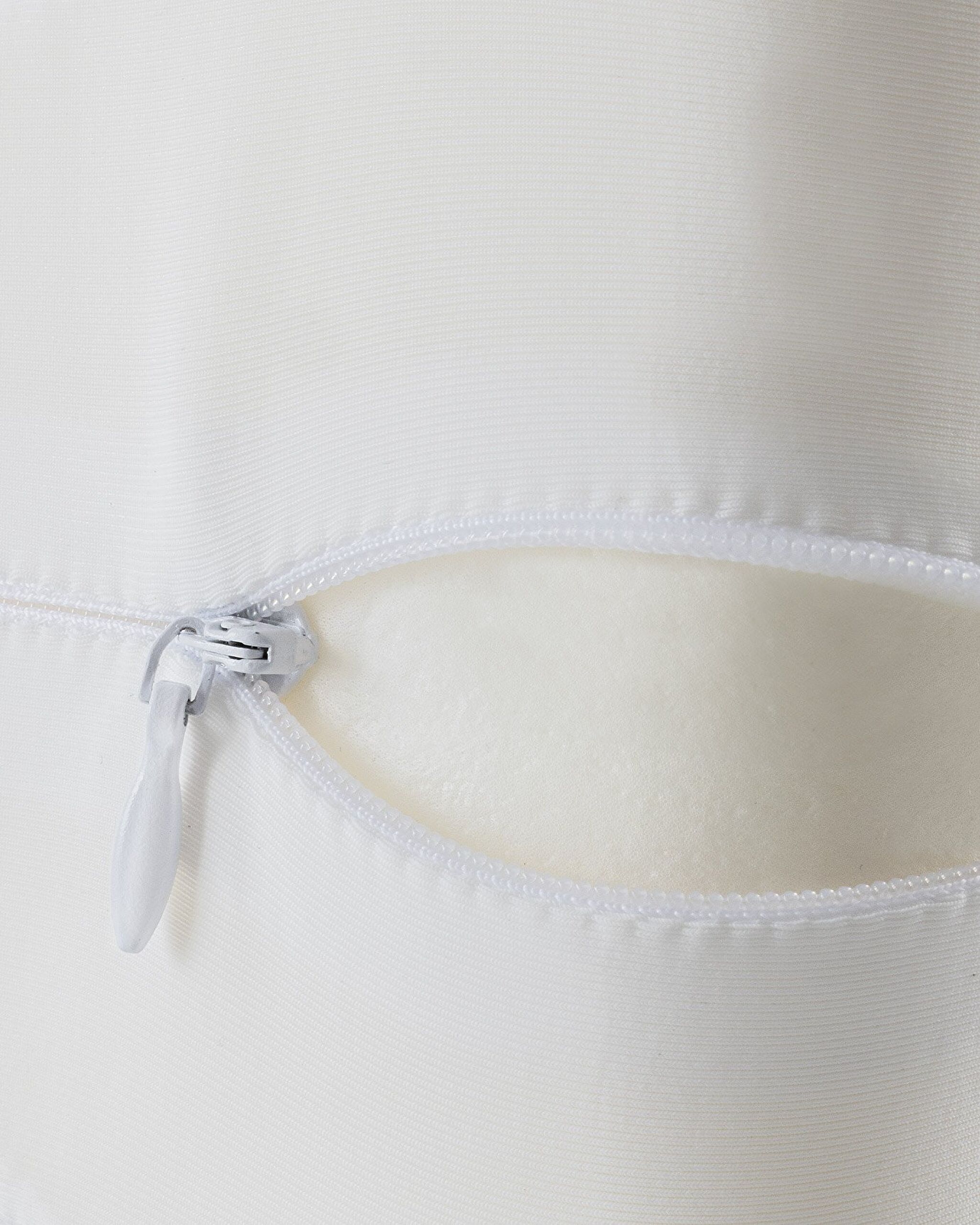 Audrey Functional Pillow - White - 25x15x25 cm - 6