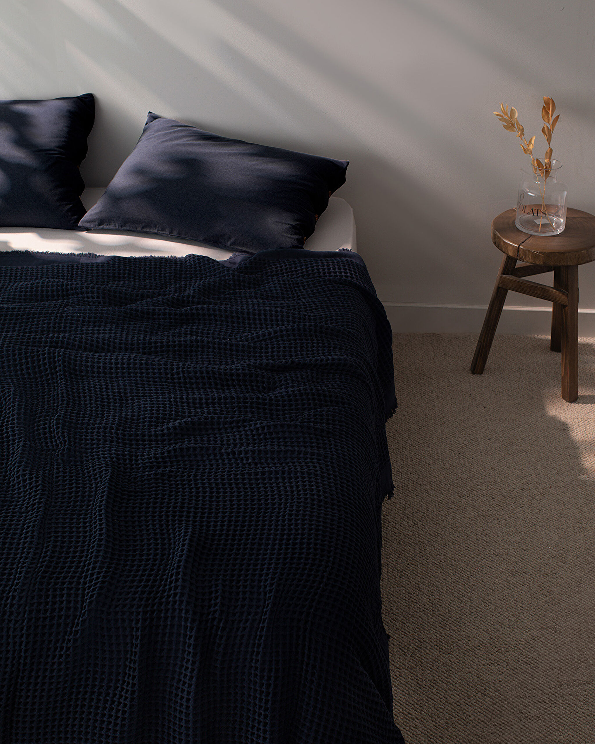 Beatrice Doppelbett-Tagesdecke aus 100 % Baumwolle – Marineblau - 1