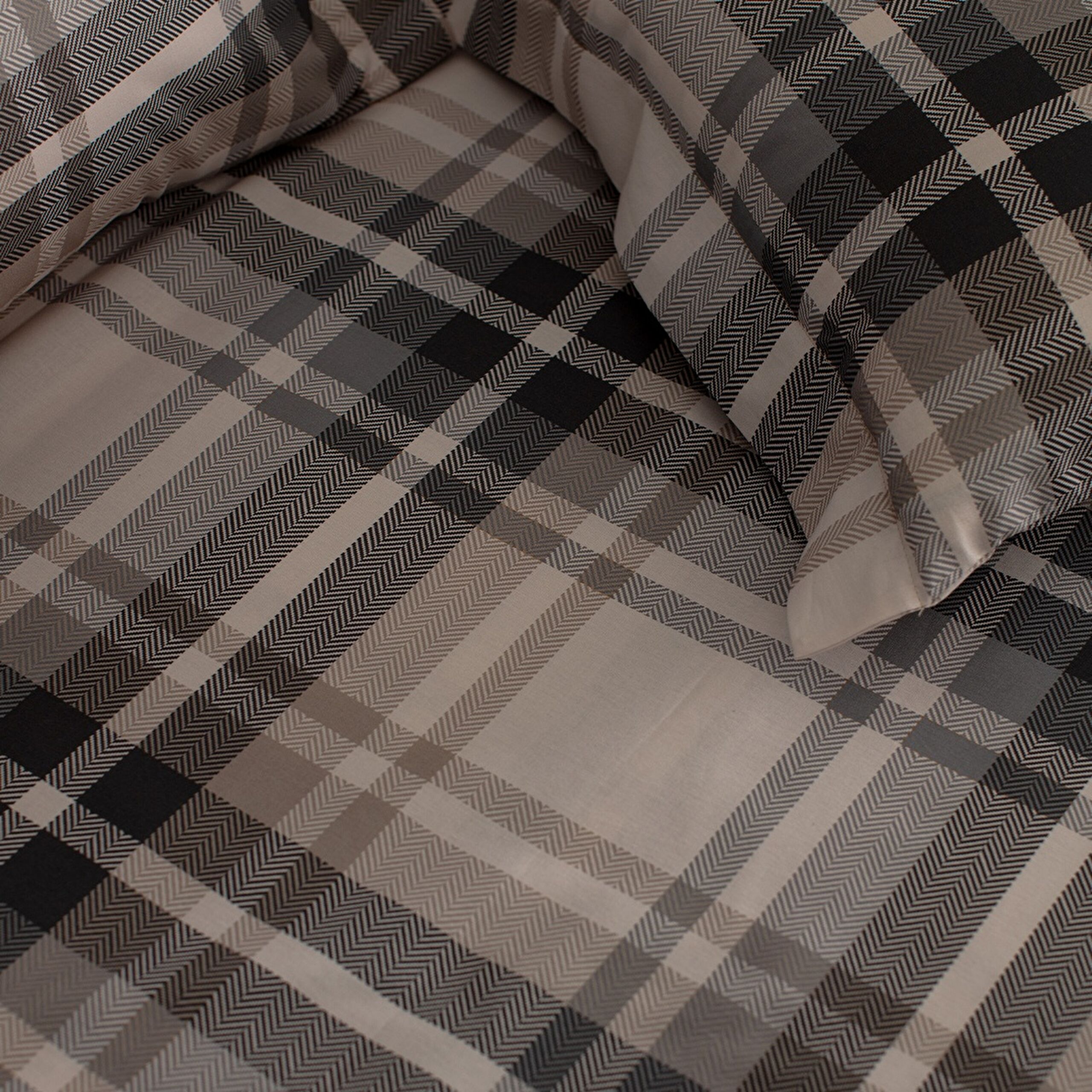 ⁠ Beth Double Wellsoft Comforter Set - Anthracite_4}