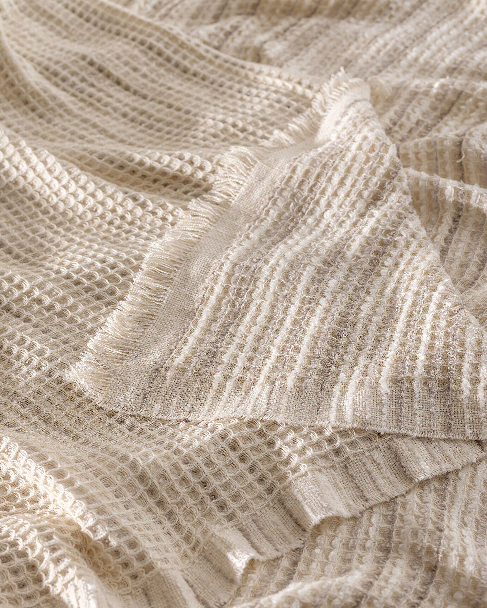 Marinos Double Size Bedspread - 6