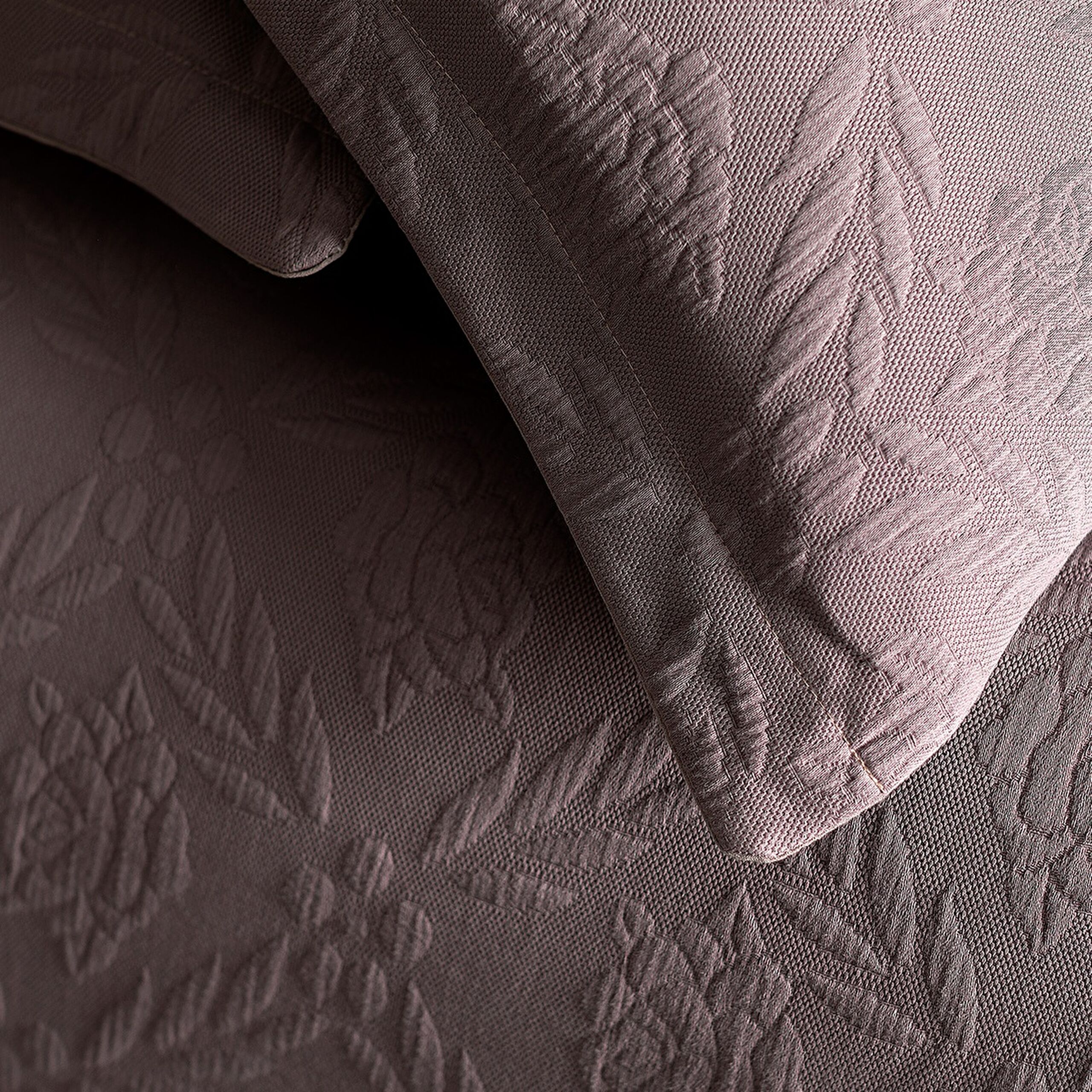 Floralies King-Size-Tagesdecke – Luxuskollektion – Pflaume - 5