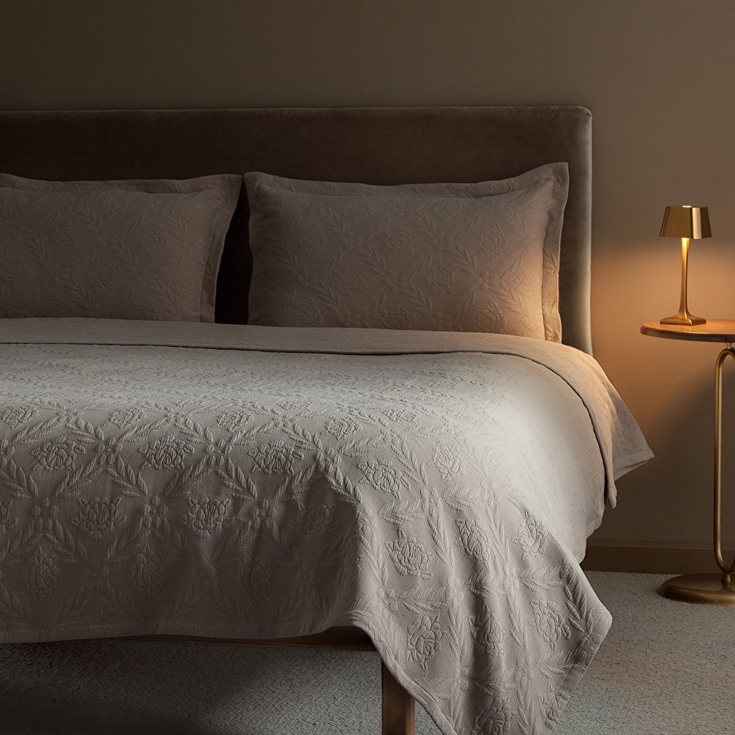 Floralies King-Size-Tagesdecke – Luxuskollektion – Beige - 0