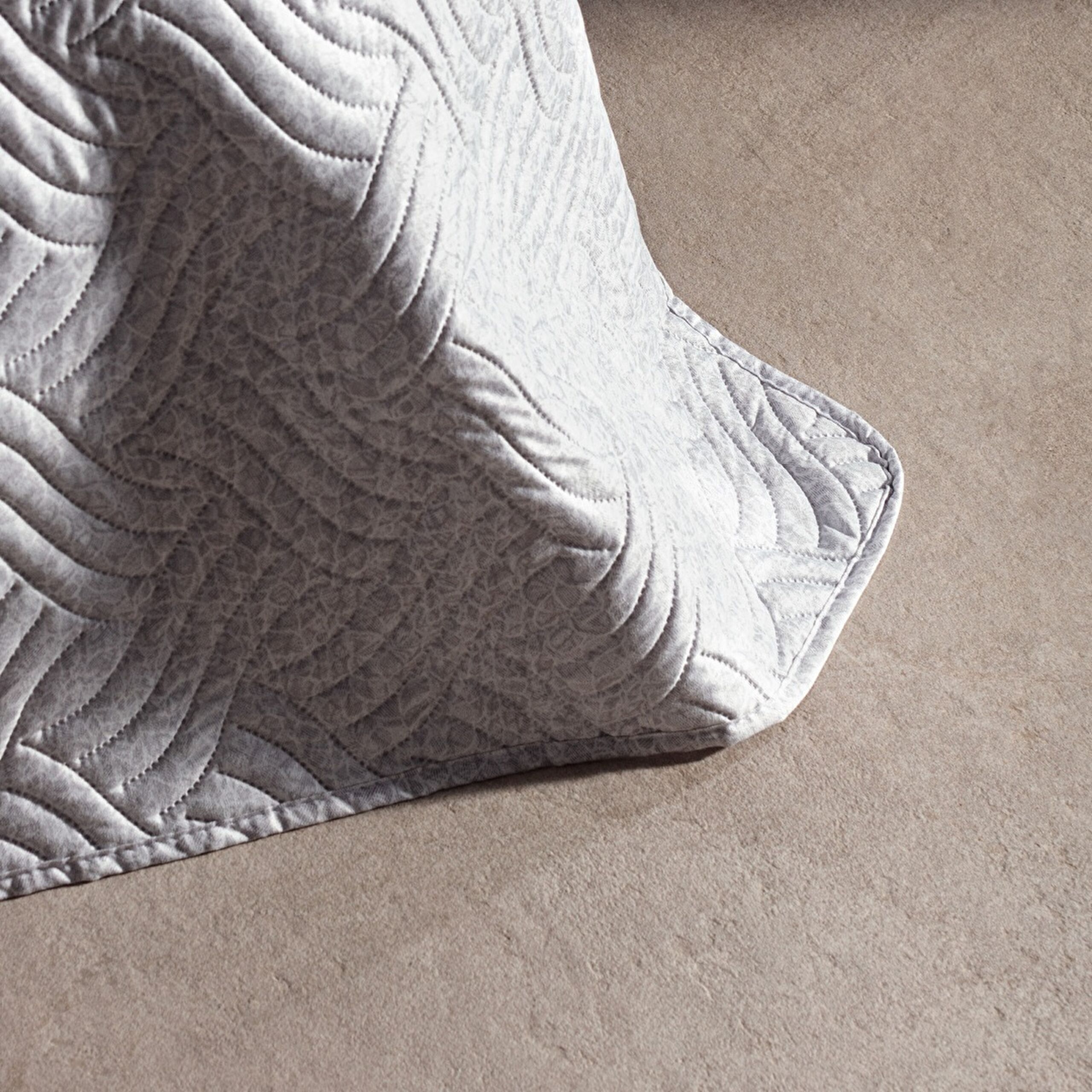 Grelot King Size Bedspread - 4