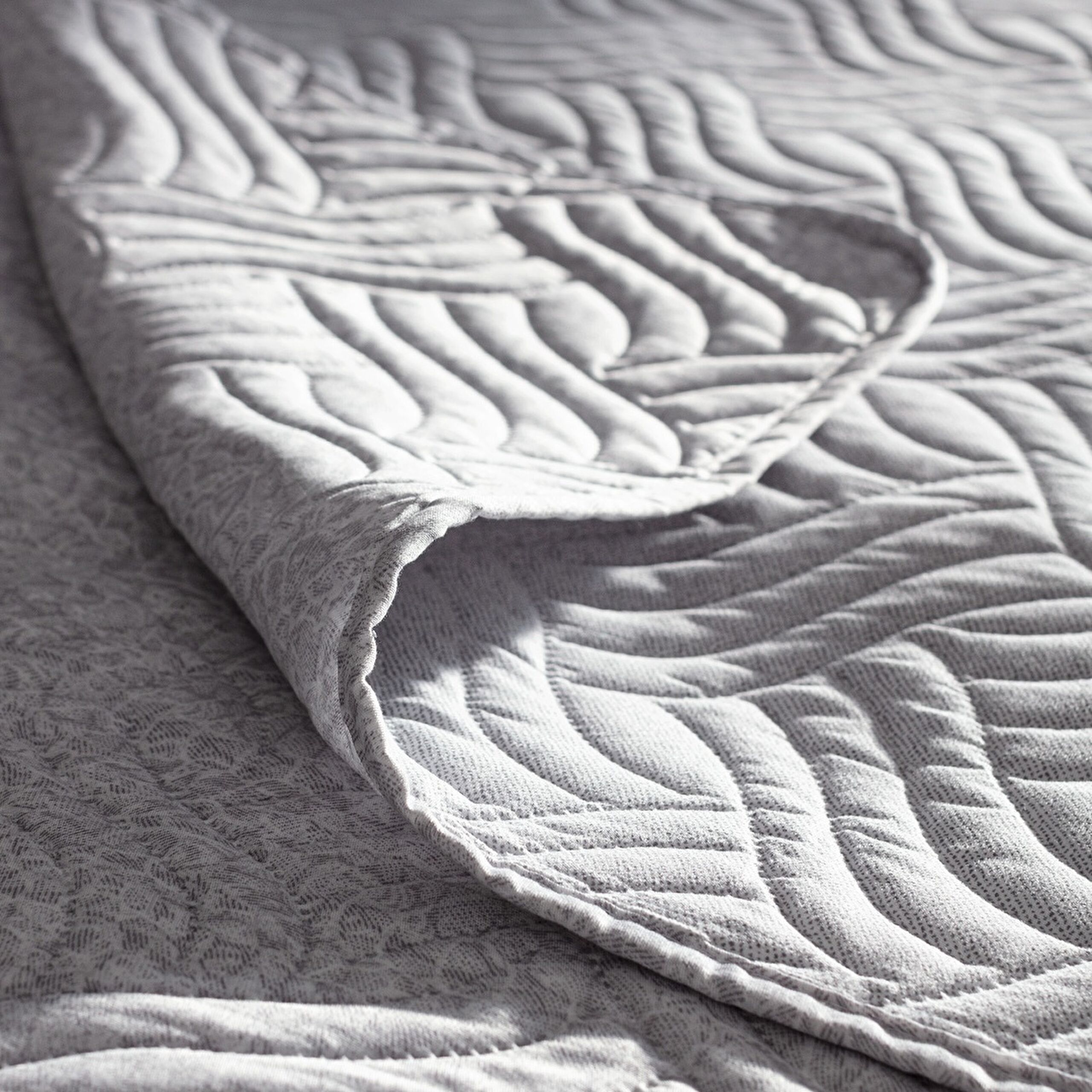 Grelot King Size Bedspread - 5