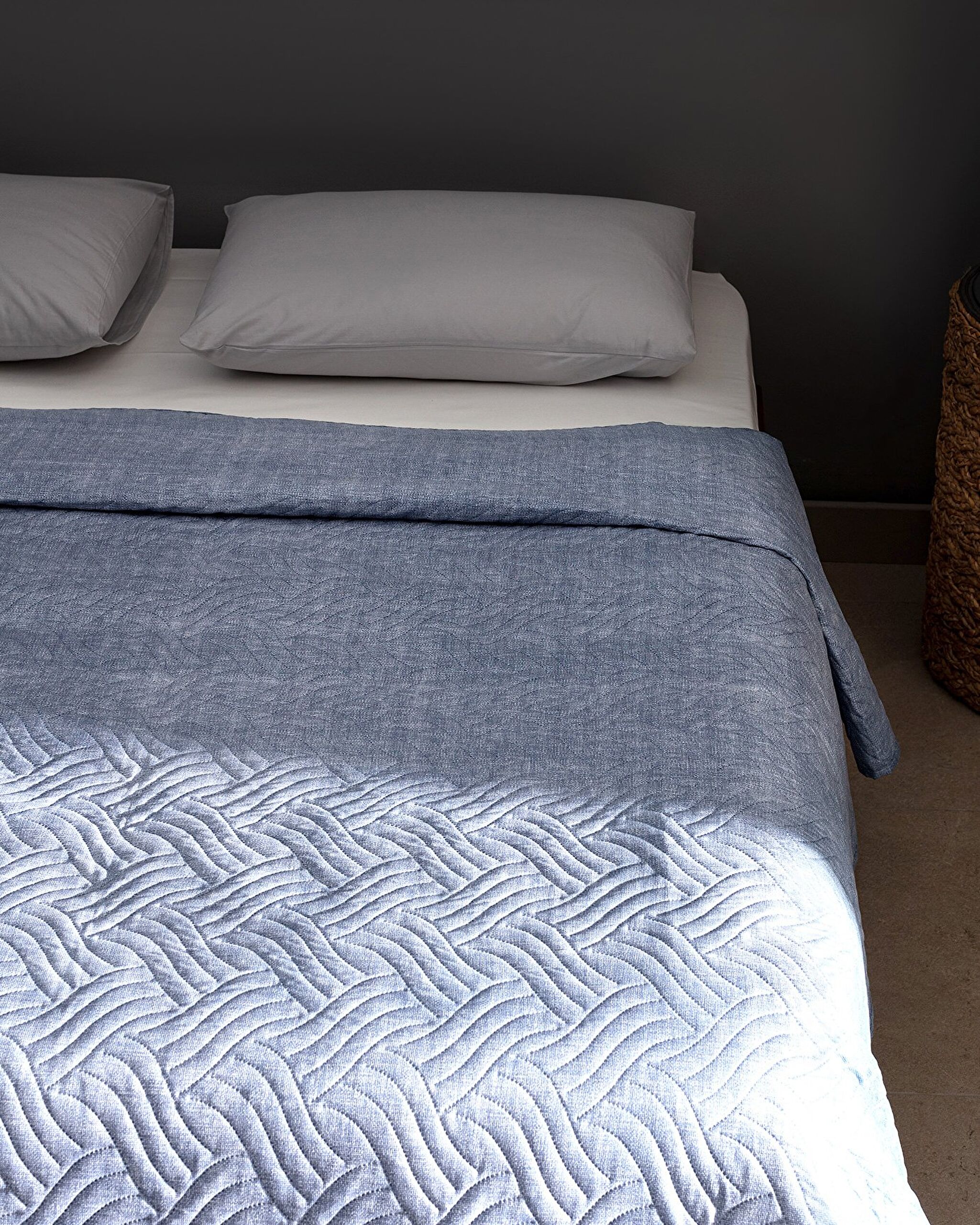 ⁠ Delrico King Size Bedspread_1}