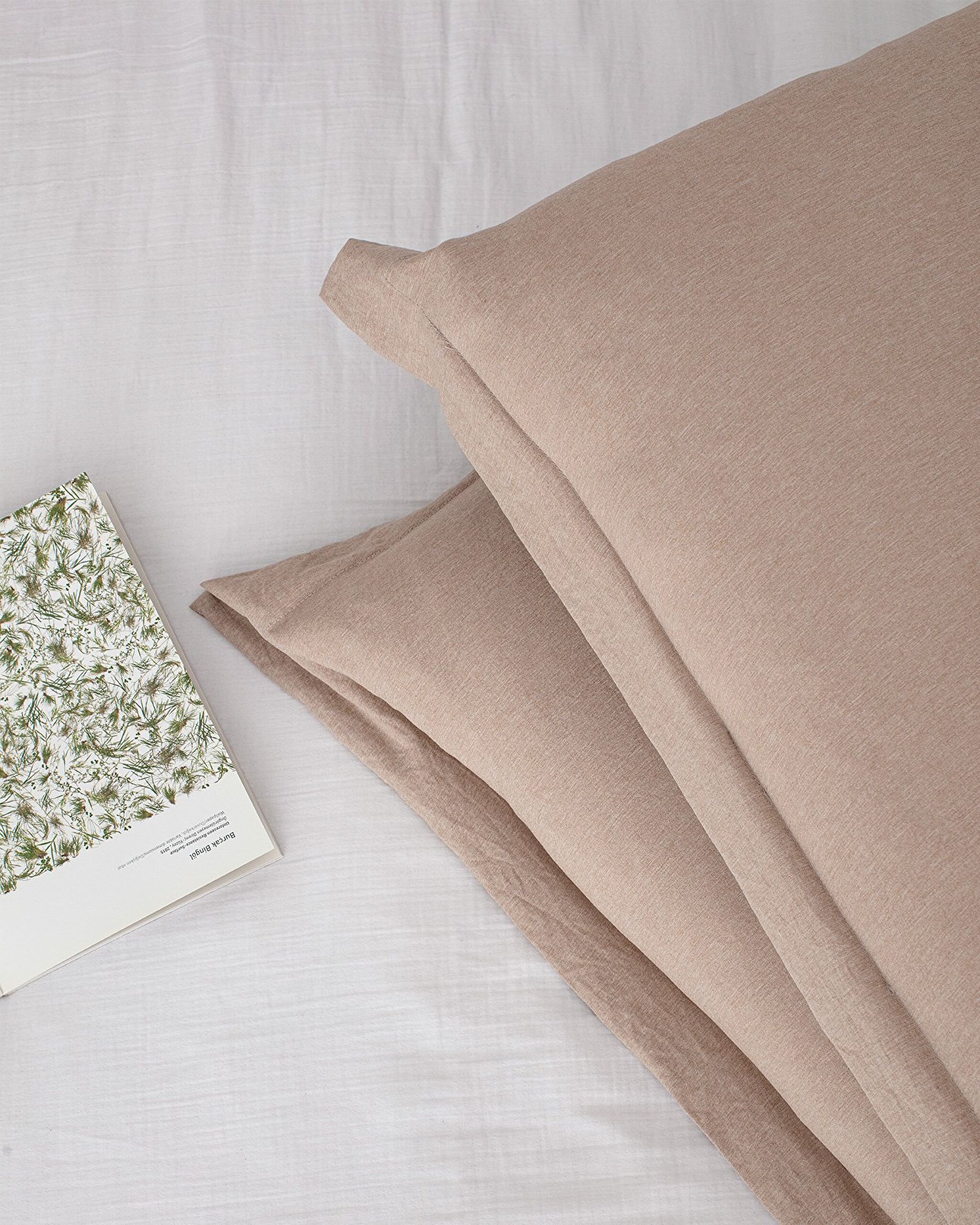 Meleni Comforter Set - 4