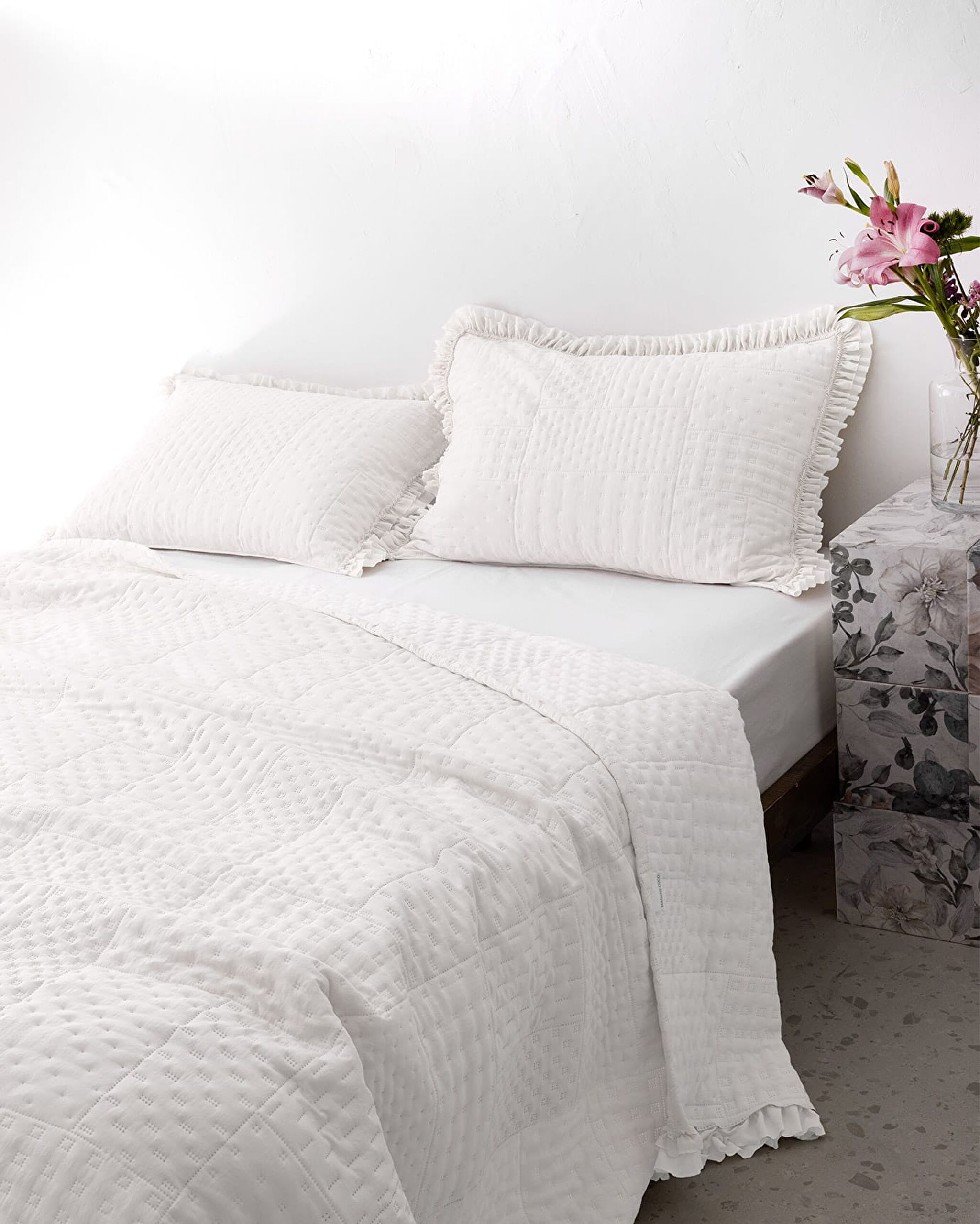 Medus Single Bedspread - White - 2