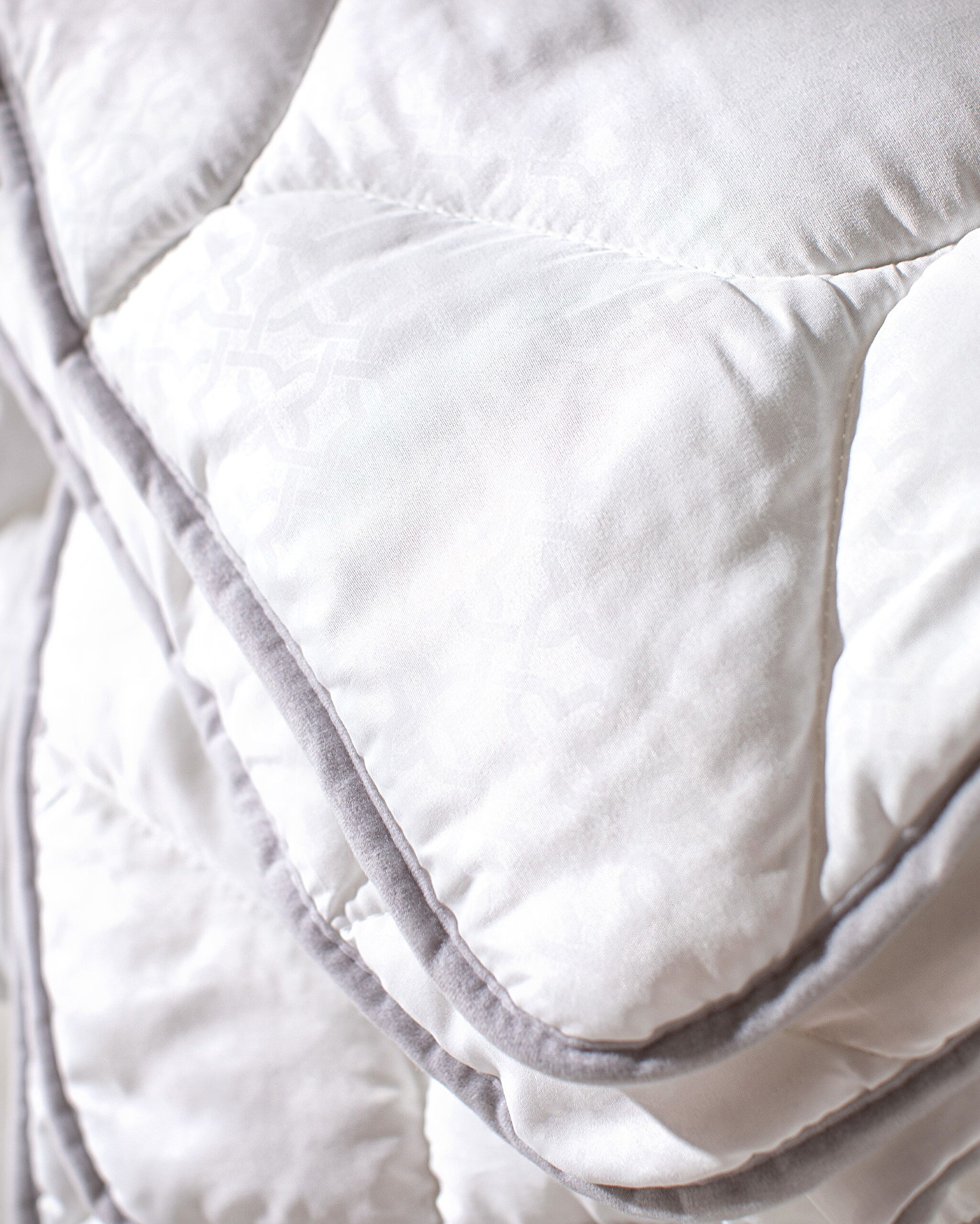 Faust Single Duvet - White - 2