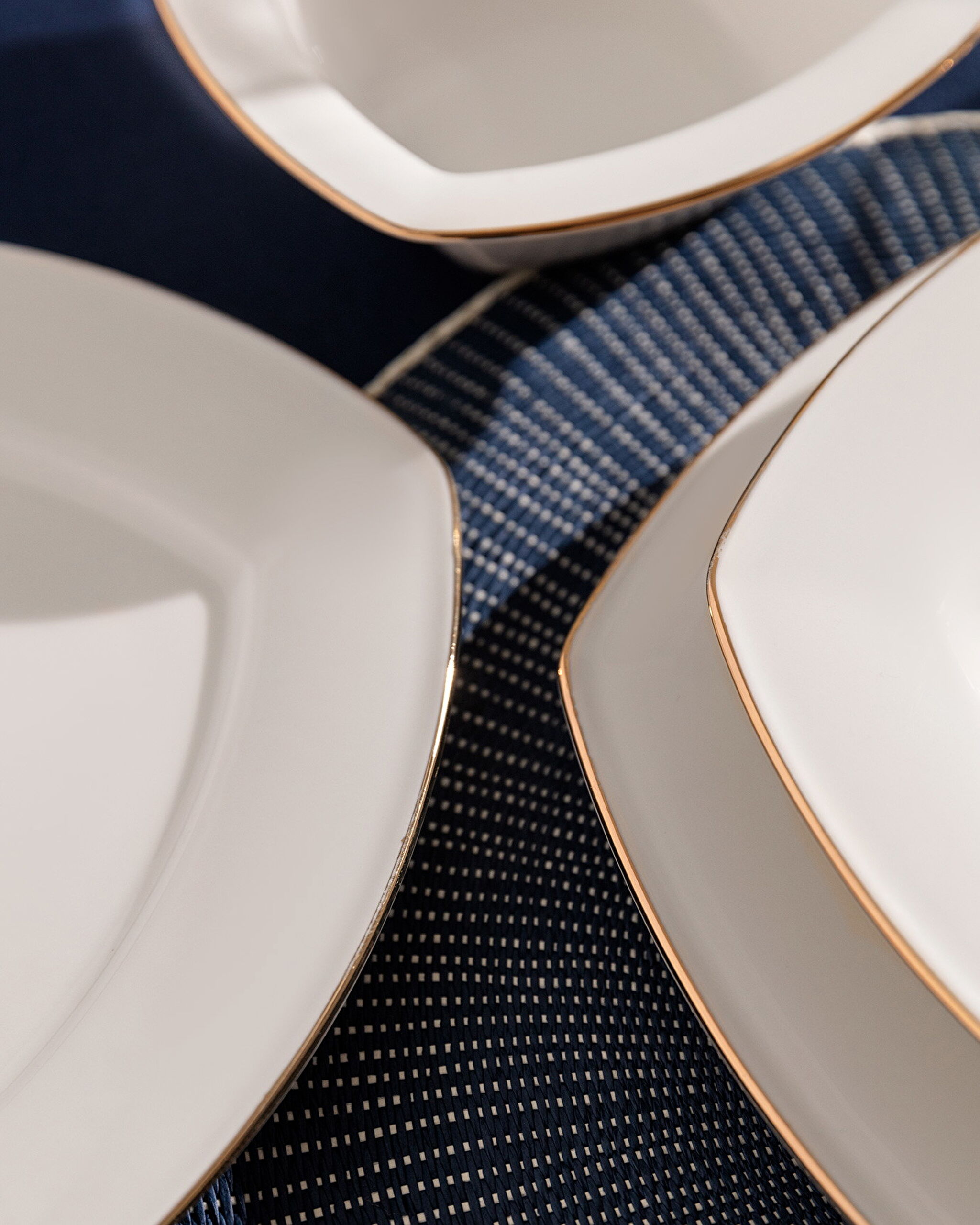 ⁠ Noya 24 Piece Dinner Set Gold/platinum_7}