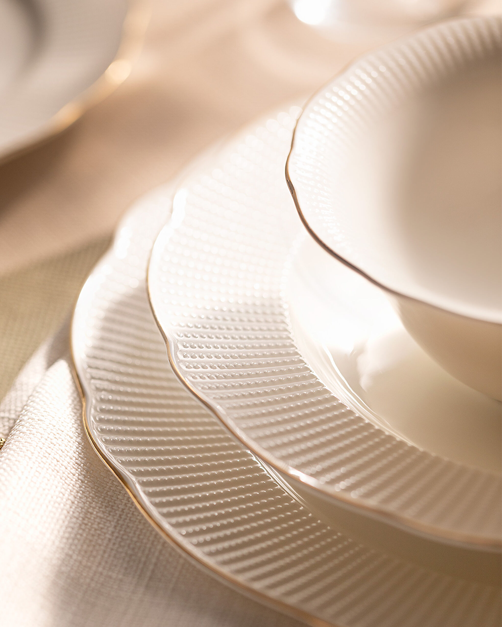 Delron Dinner Set  24 Pcs - 4