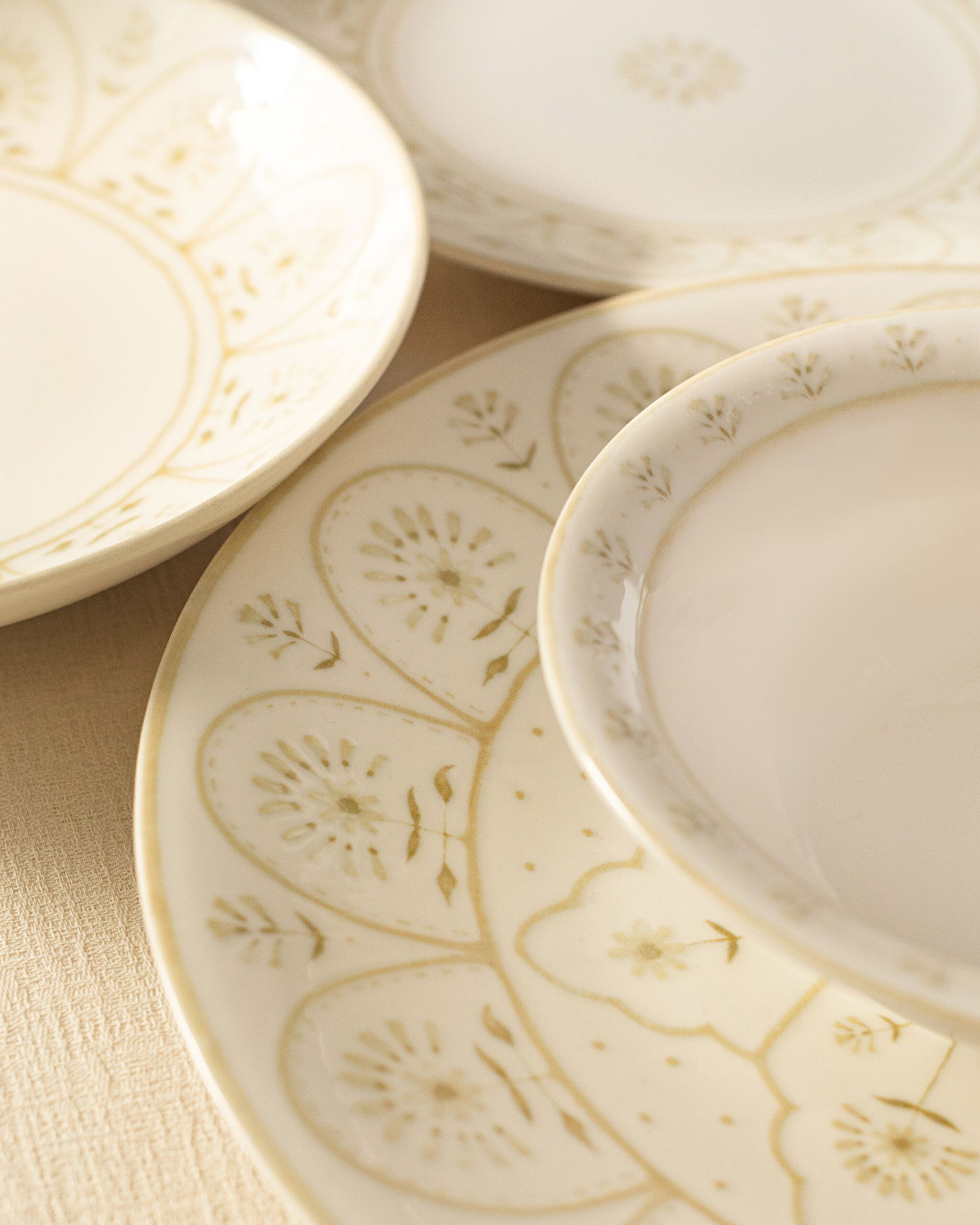 ⁠ Robin 24 Piece Dinner Set_4}