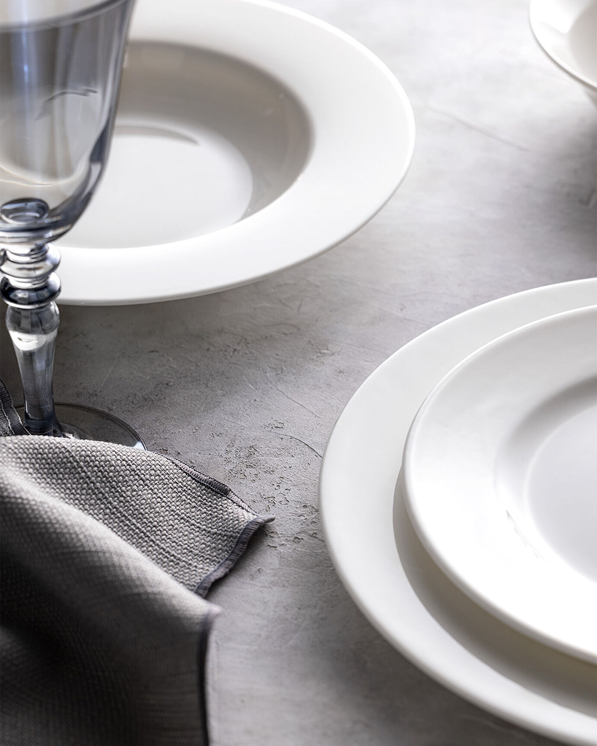 Galena 24 Piece Dinner Set for 6 Persons - White - 3