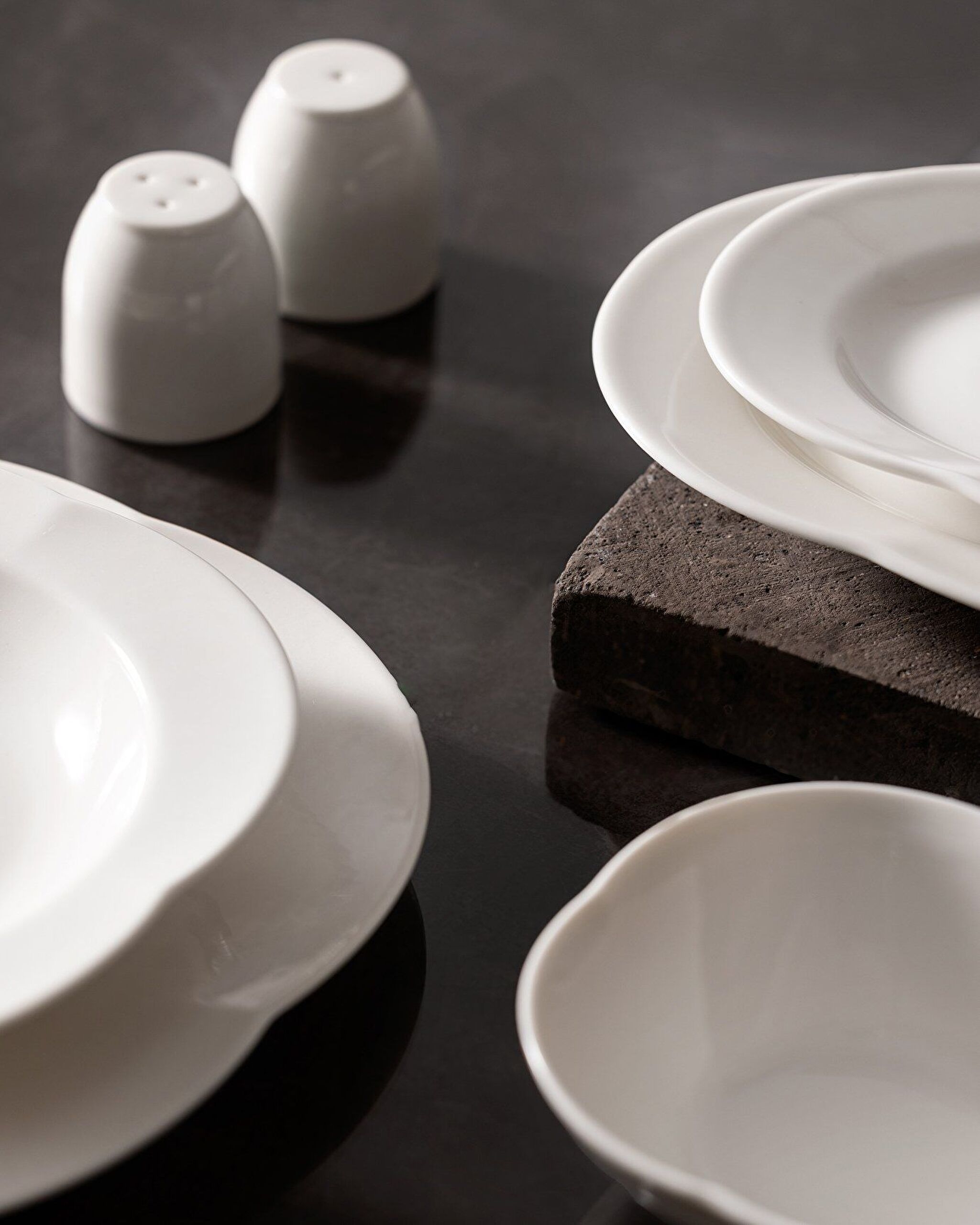 Perle 28 Piece Dinner Set - 3