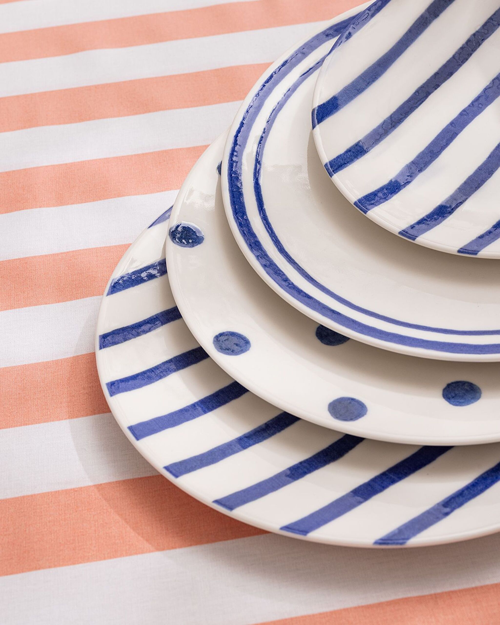 Marine 15 Piece Presentation Dinner Set - 4