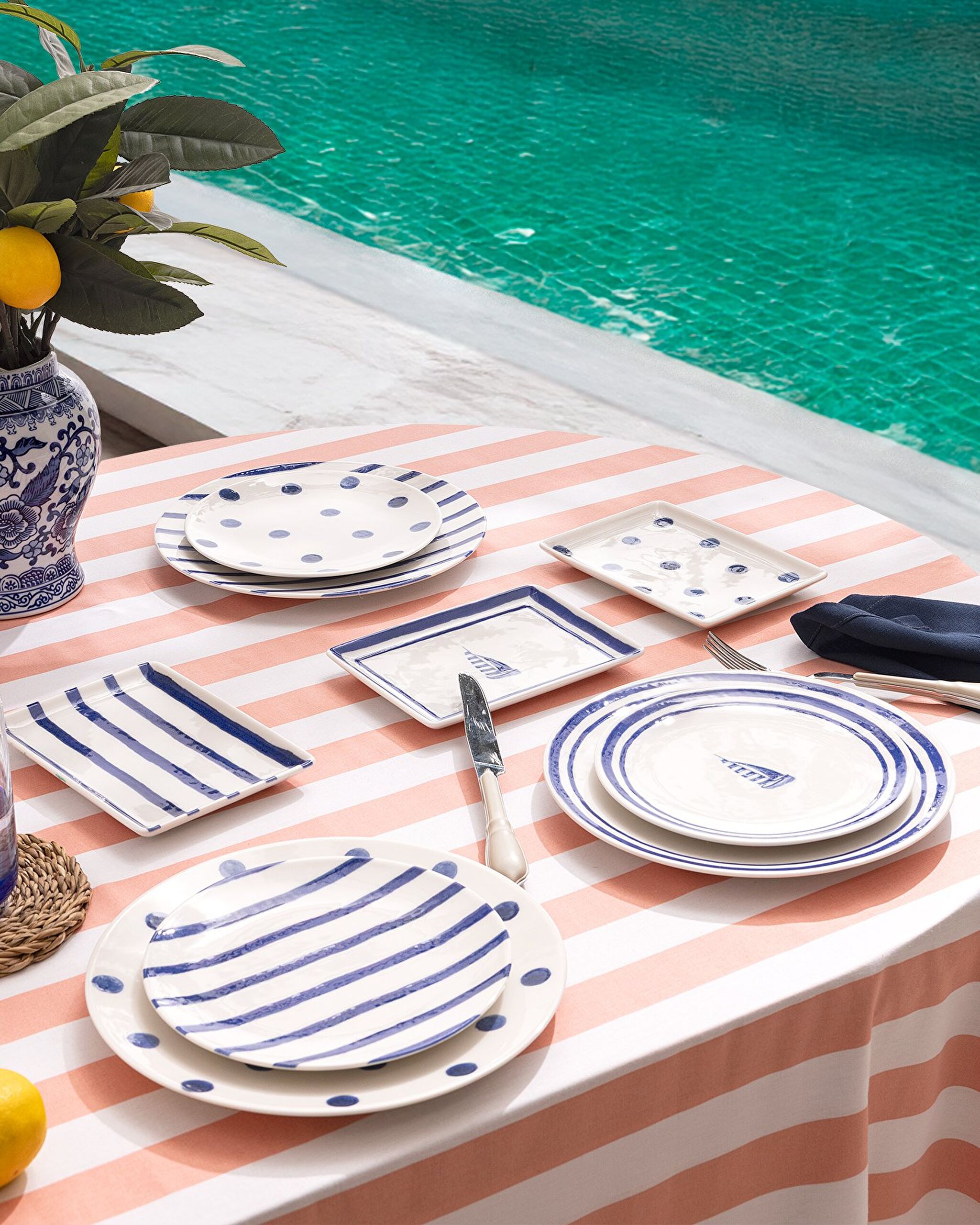 Marine 15 Piece Presentation Dinner Set - 0