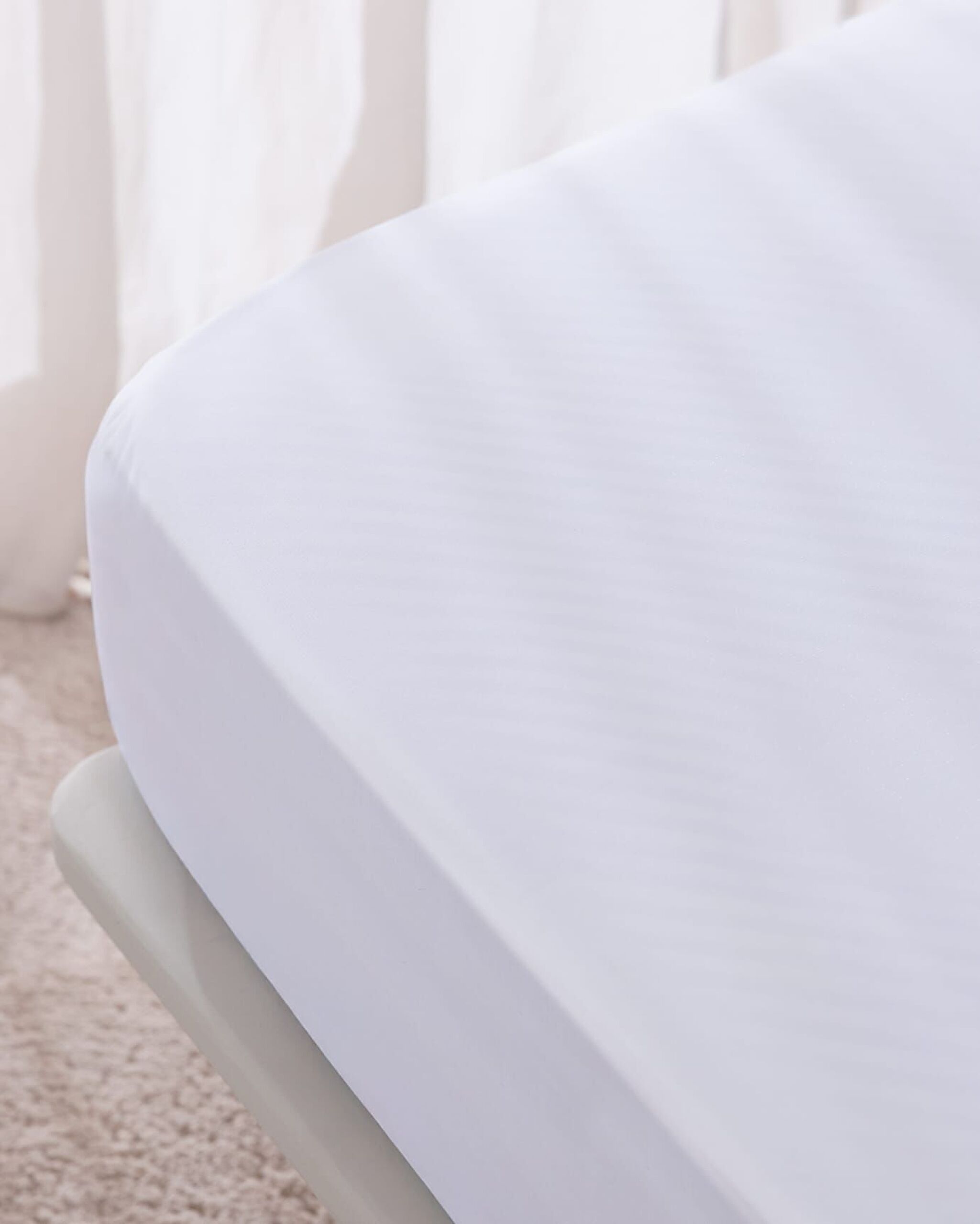 Alaise Liquid Proof Fitted Double Bed Mattress - White - 1