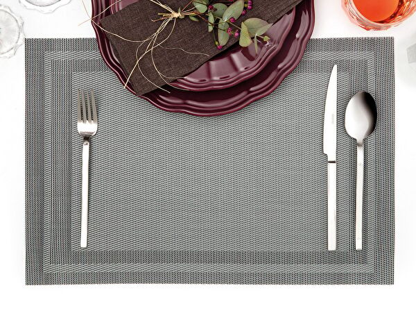 Set de table sur l'outil - 0