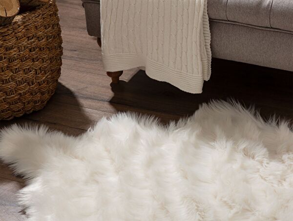 Leila Sheepskin - 1