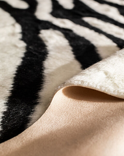 Aleon Cowhide - Black/White - 150x200 cm - 2