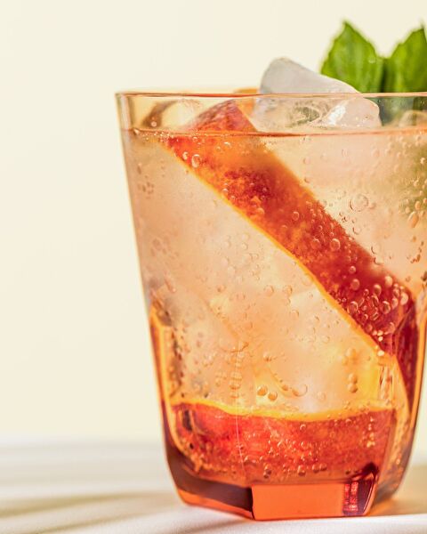 Domme Plastique Verre - 1