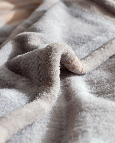 Tignes Double Welsoft Printed Blanket - Grey - 4