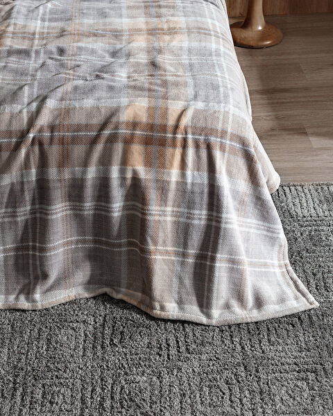 Tignes Double Welsoft Printed Blanket - Grey - 2