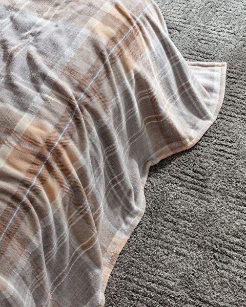 Tignes Double Welsoft Printed Blanket - Grey - 1