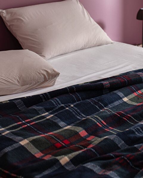 Tignes Double Welsoft Fleece Printed Blanket - Navy Blue - 1