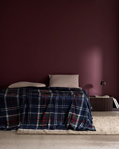 Tignes Double Welsoft Fleece Printed Blanket - Navy Blue - 0